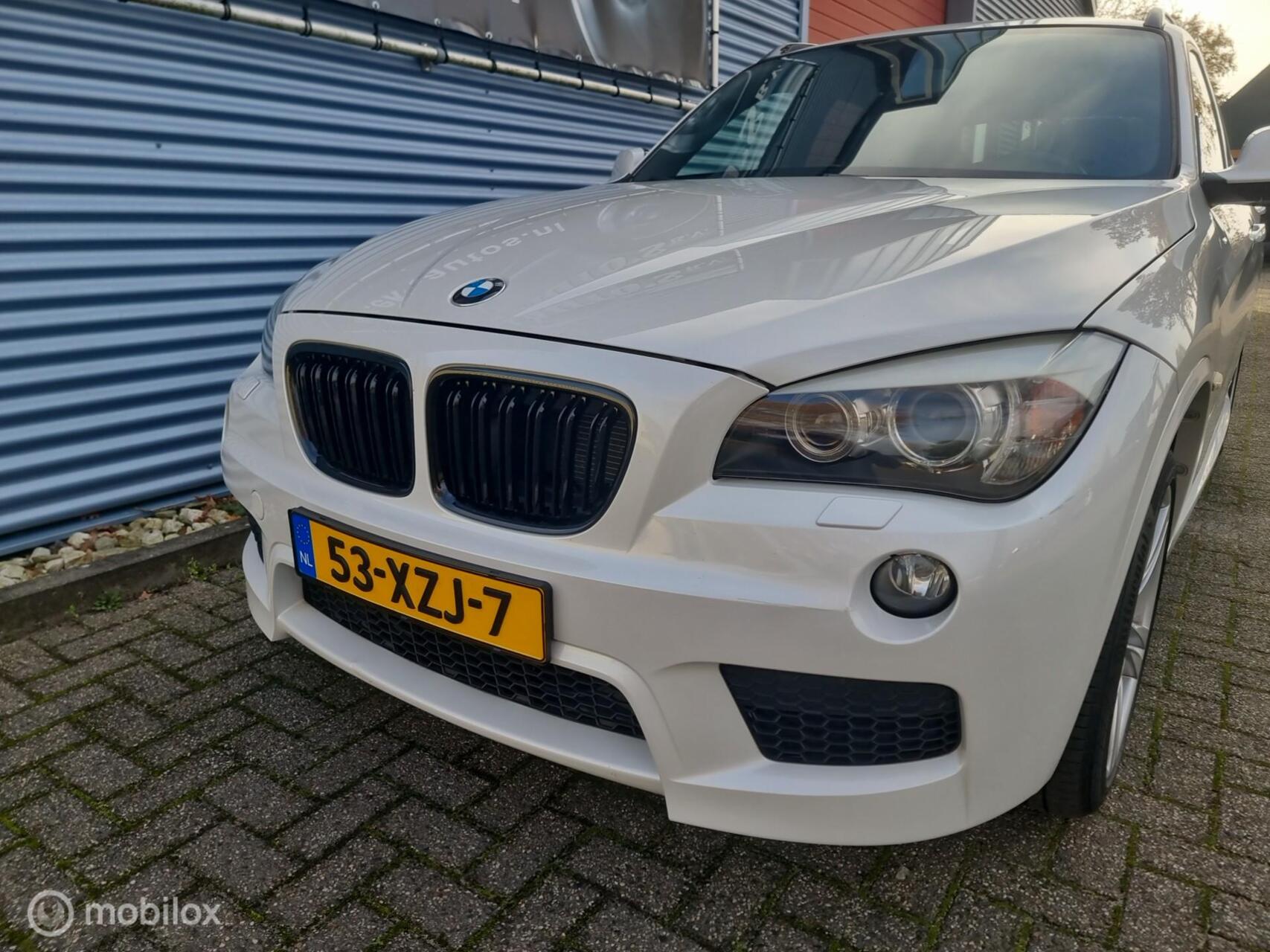 Foto van BMW X1 xDrive 28i