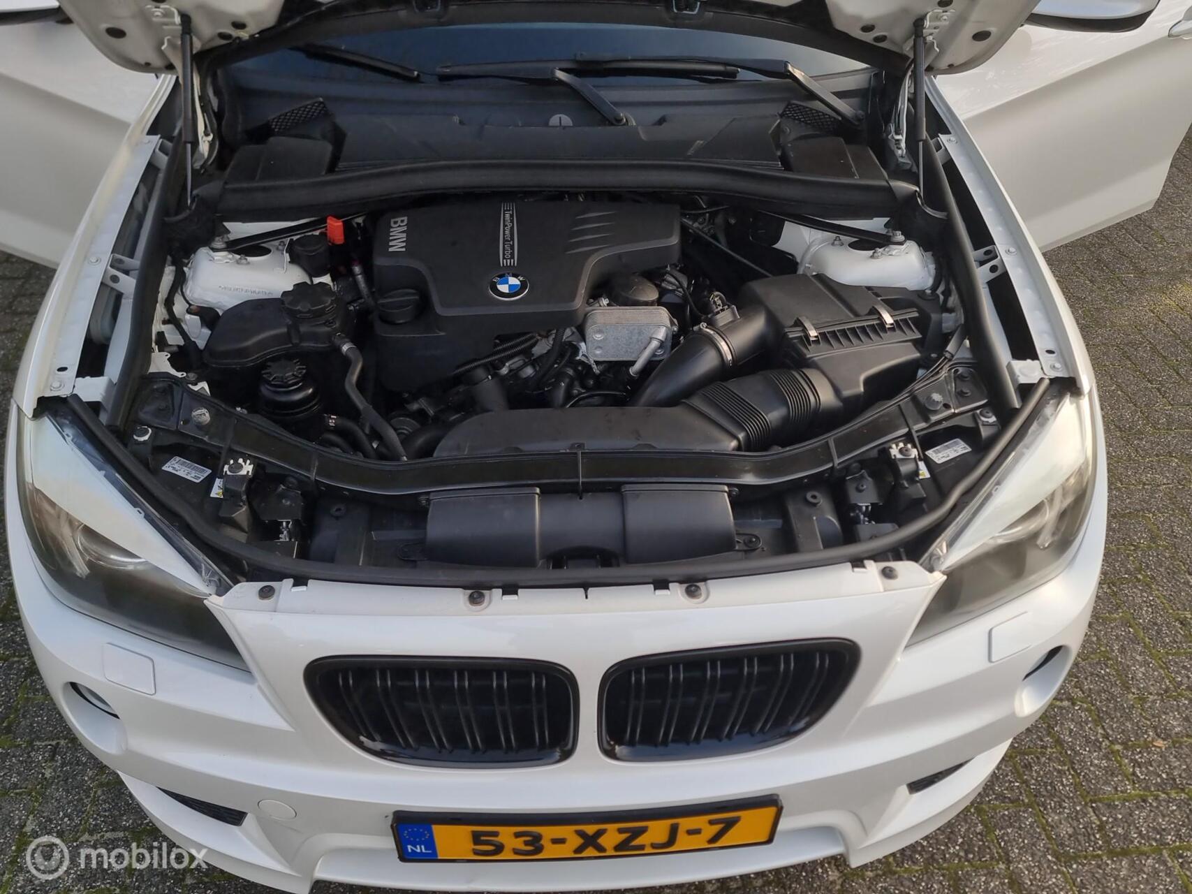 Foto van BMW X1 xDrive 28i