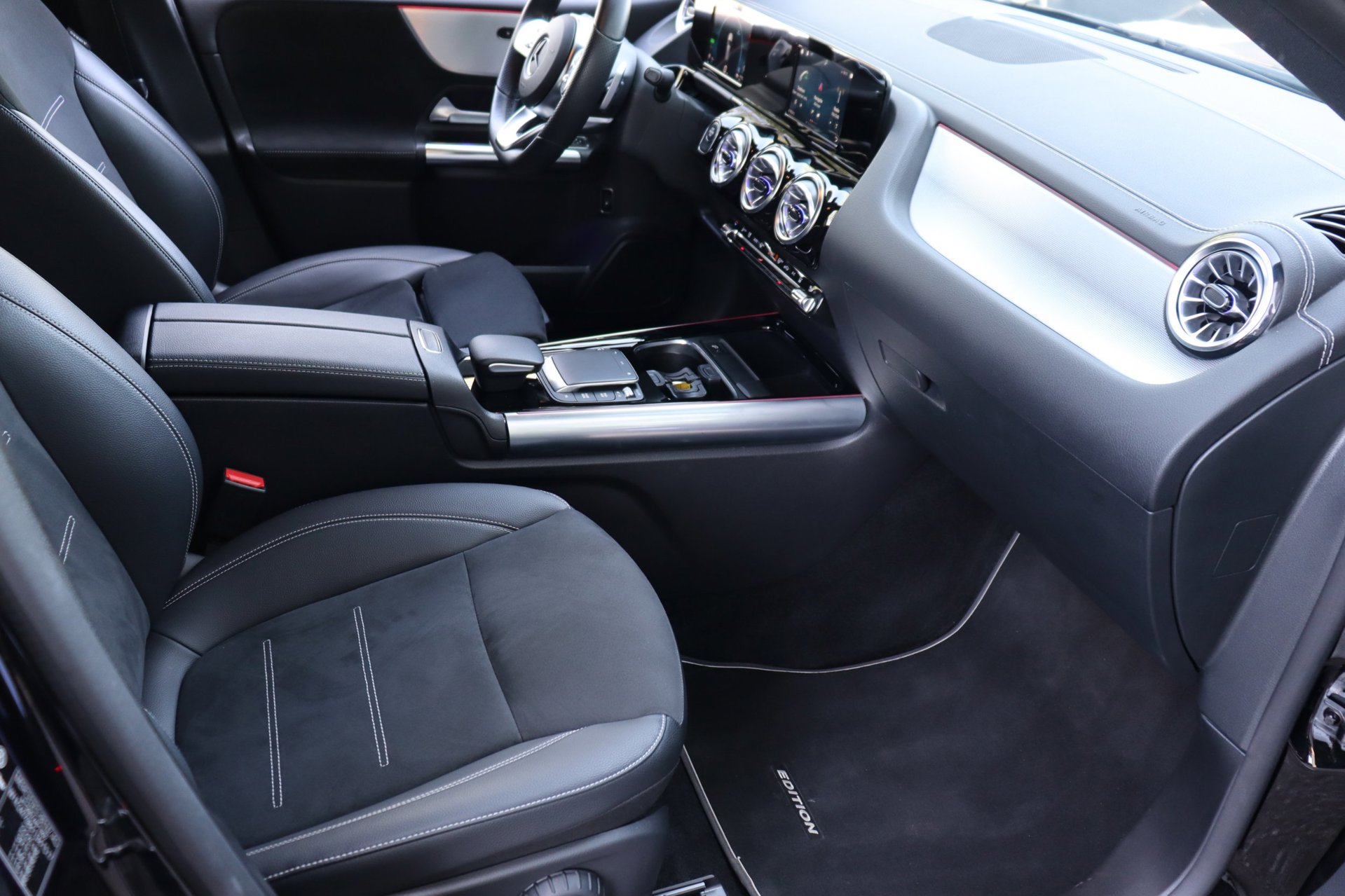 Foto van Mercedes-Benz B 250 E