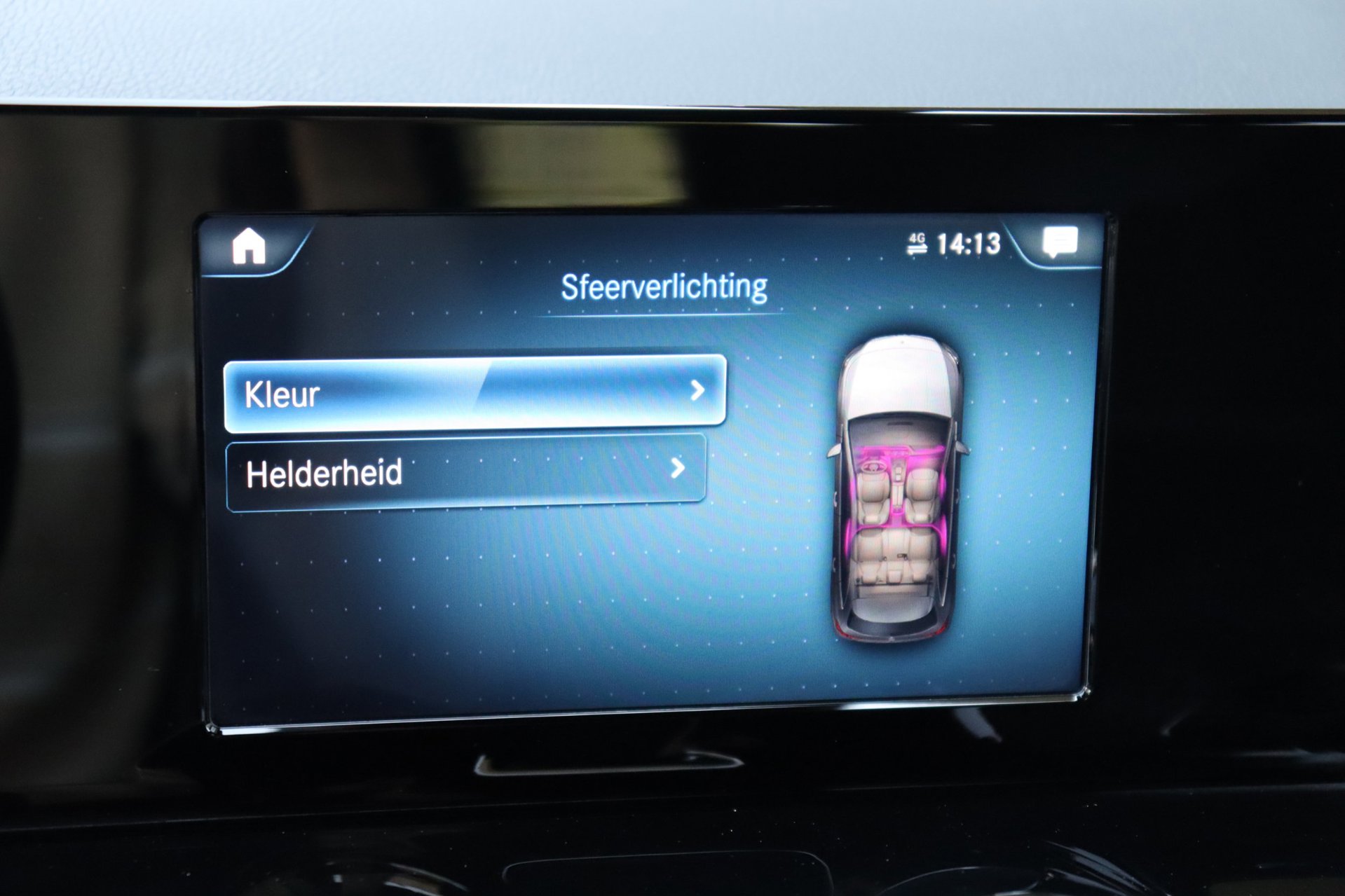 Foto van Mercedes-Benz B 250 E