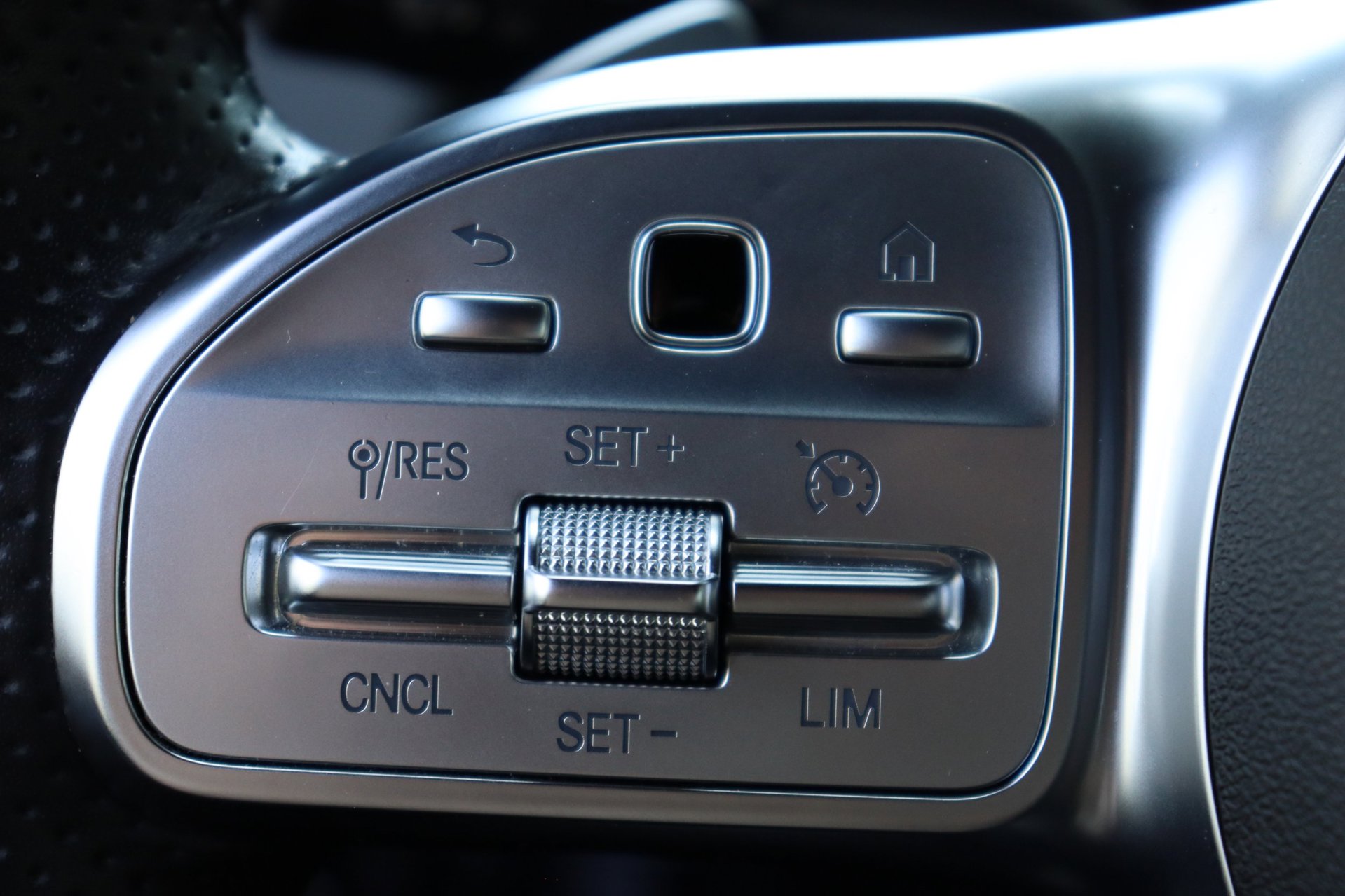 Foto van Mercedes-Benz B 250 E