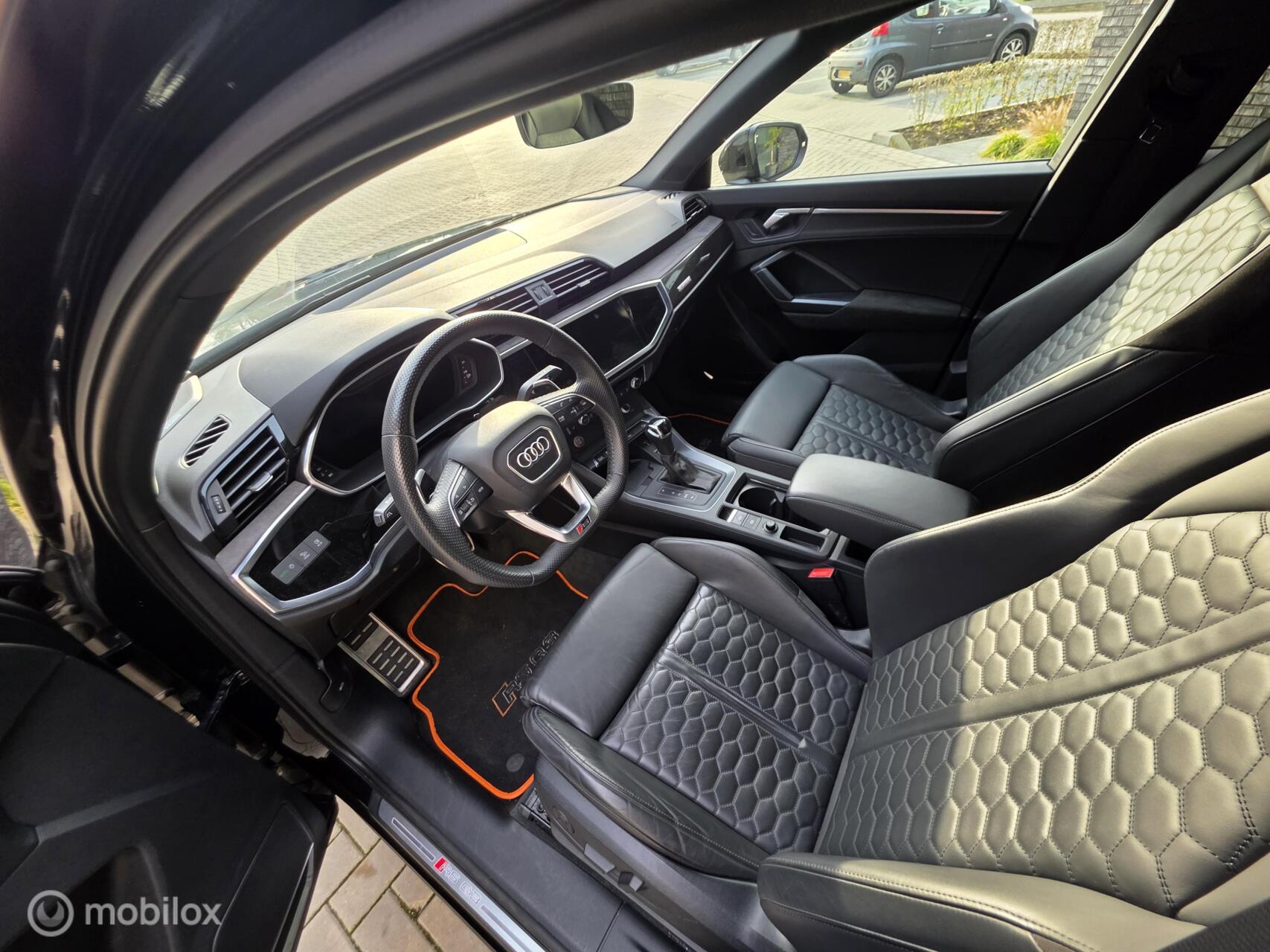 Foto van Audi RS Q3