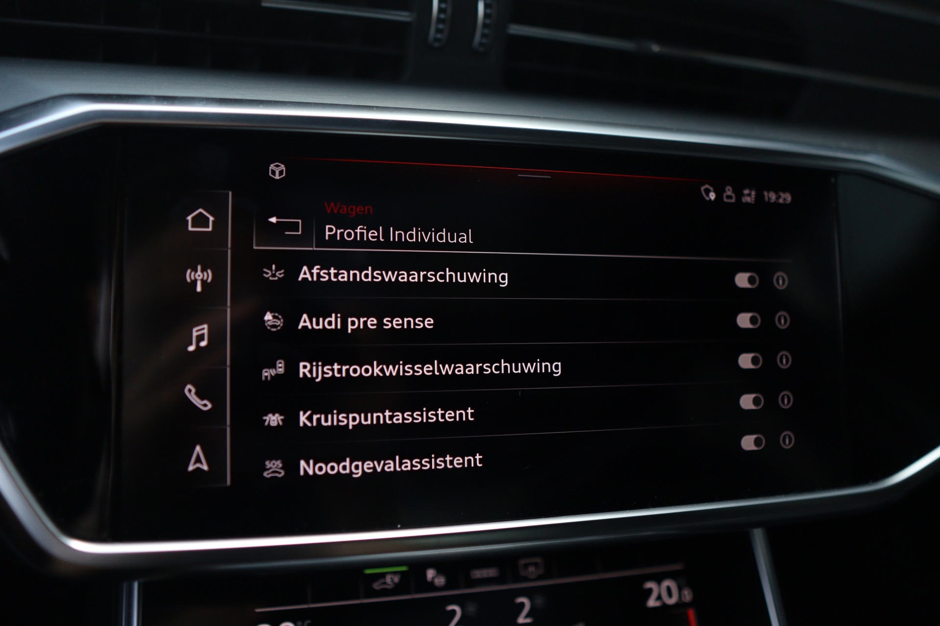 Foto van Audi A6 55 TFSI E