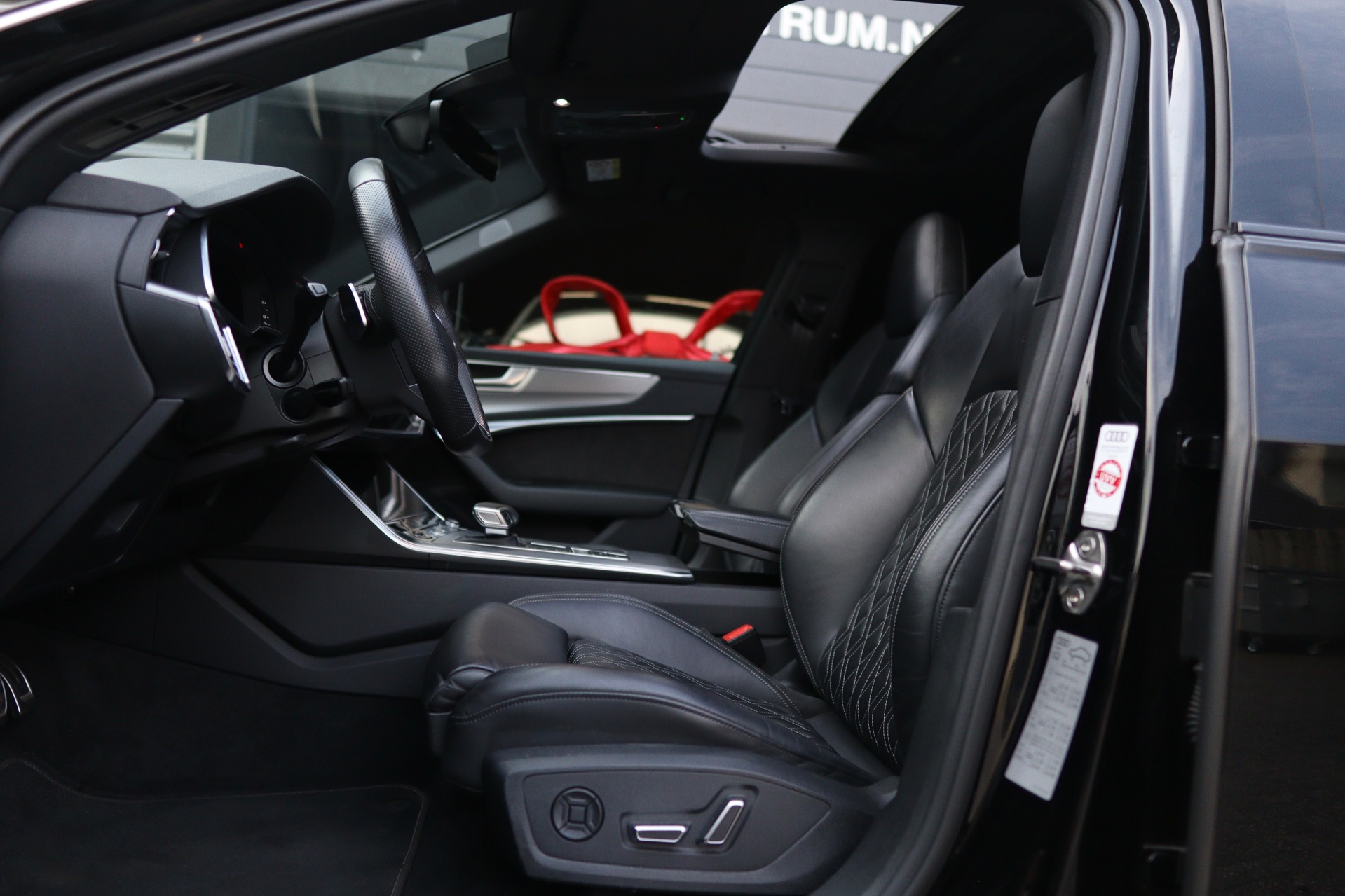 Foto van Audi A6 55 TFSI E