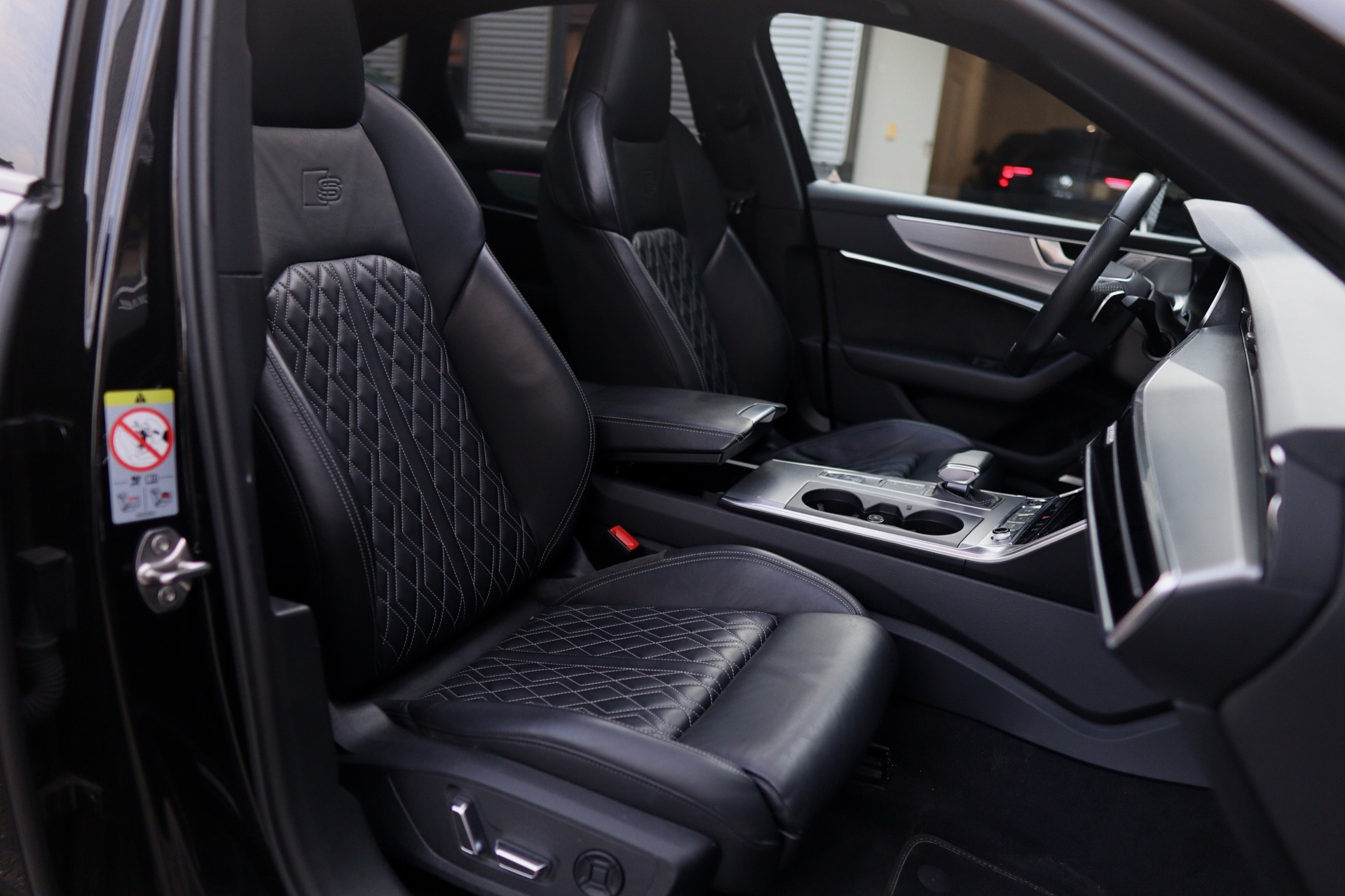 Foto van Audi A6 55 TFSI E