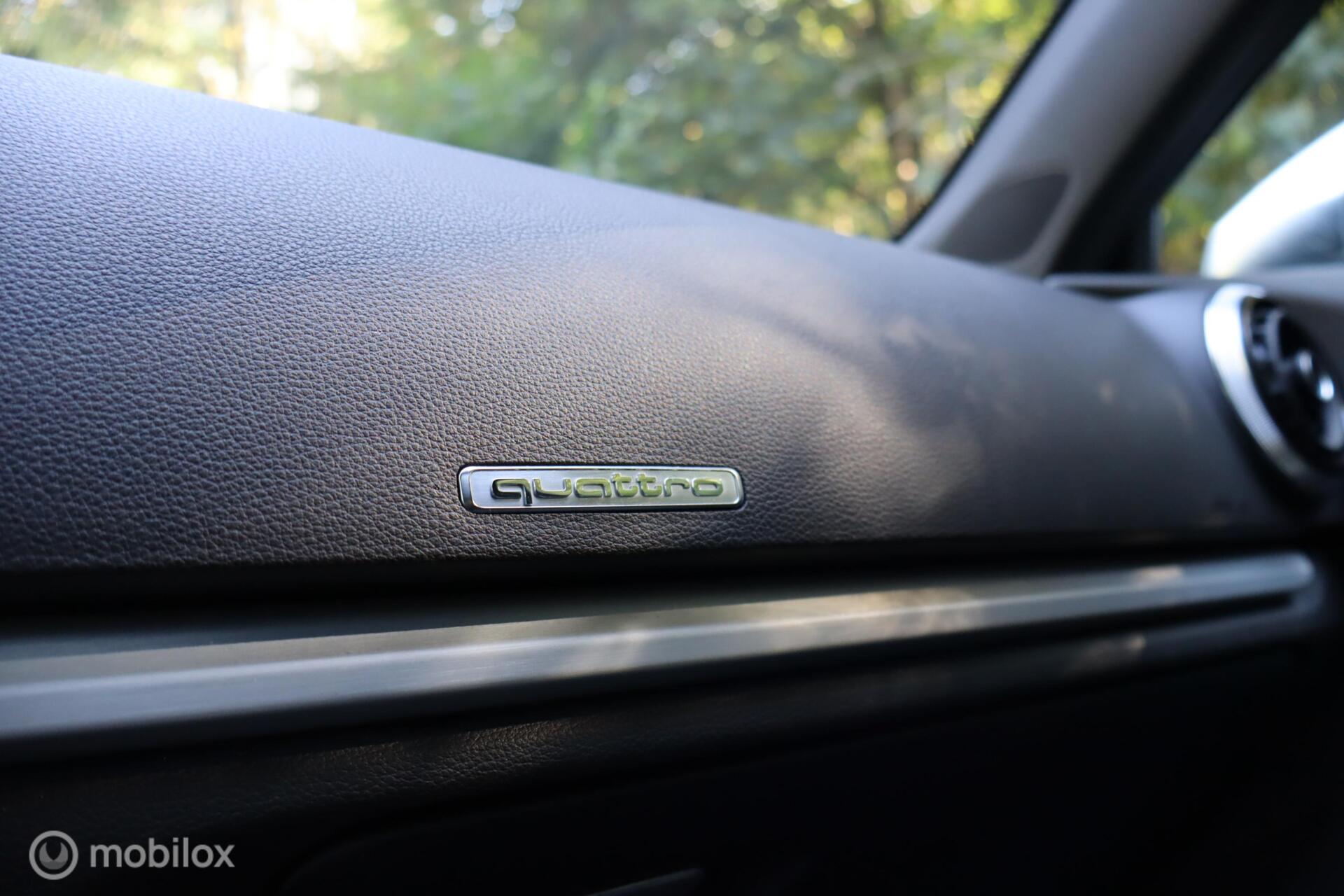 Foto van Audi S3 Sportback