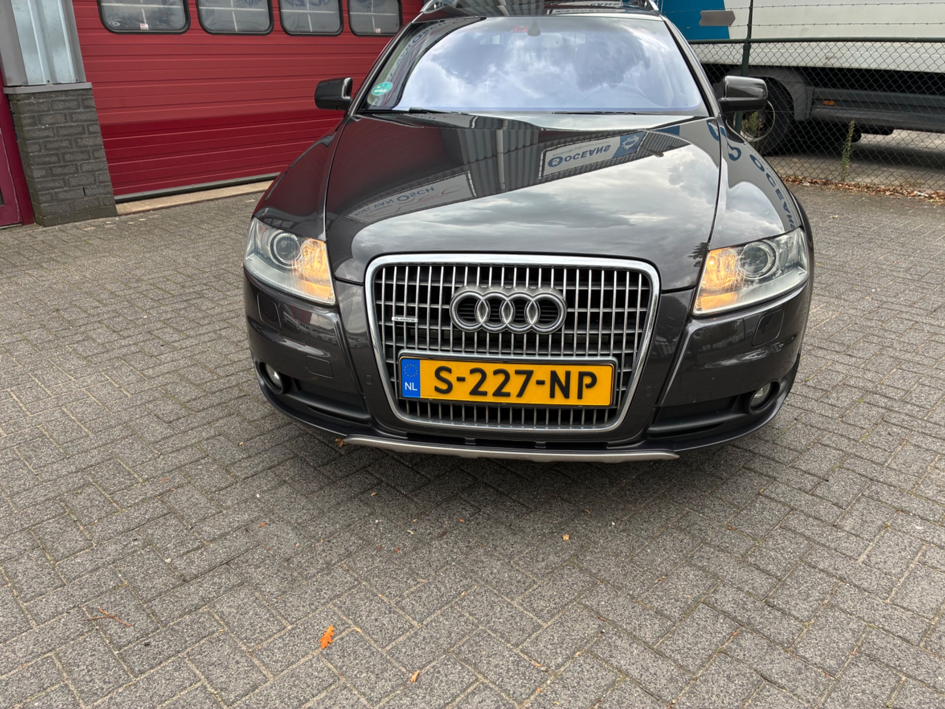 Foto van Audi A6 Allroad Quattro 4,2 V8