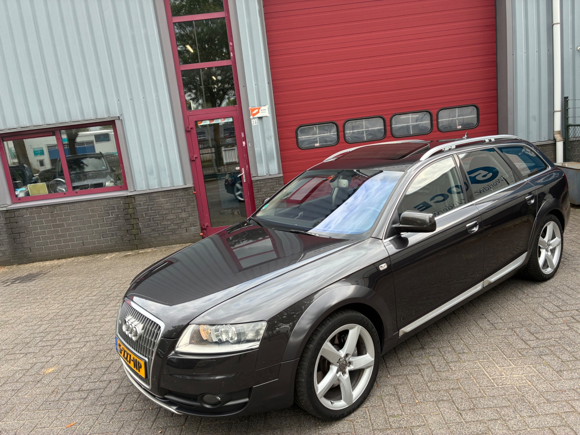 Foto van Audi A6 Allroad Quattro 4,2 V8