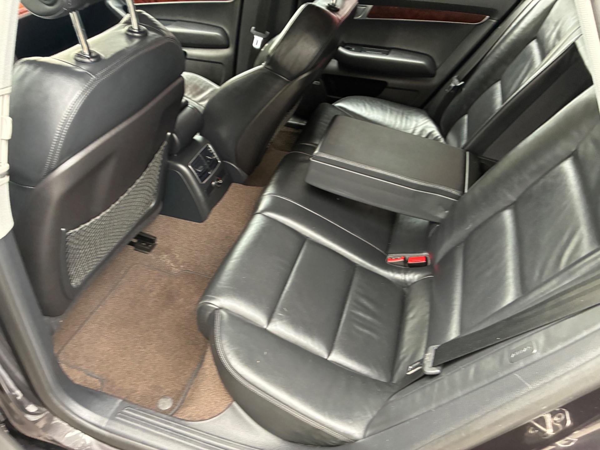 Foto van Audi A6 Allroad Quattro 4,2 V8