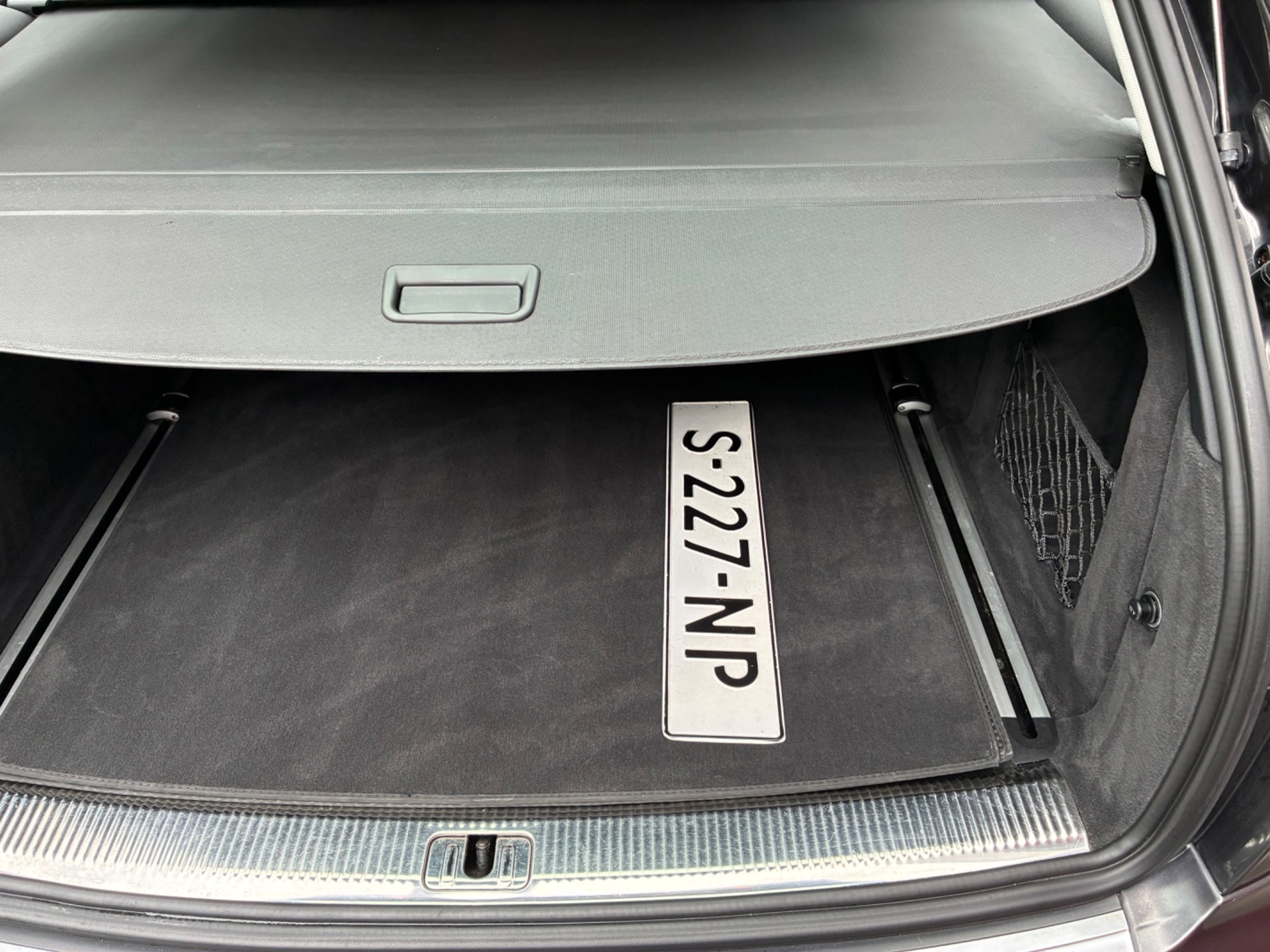 Foto van Audi A6 Allroad Quattro 4,2 V8