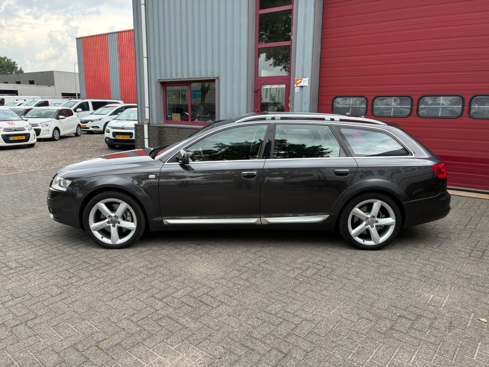Foto van Audi A6 Allroad Quattro 4,2 V8