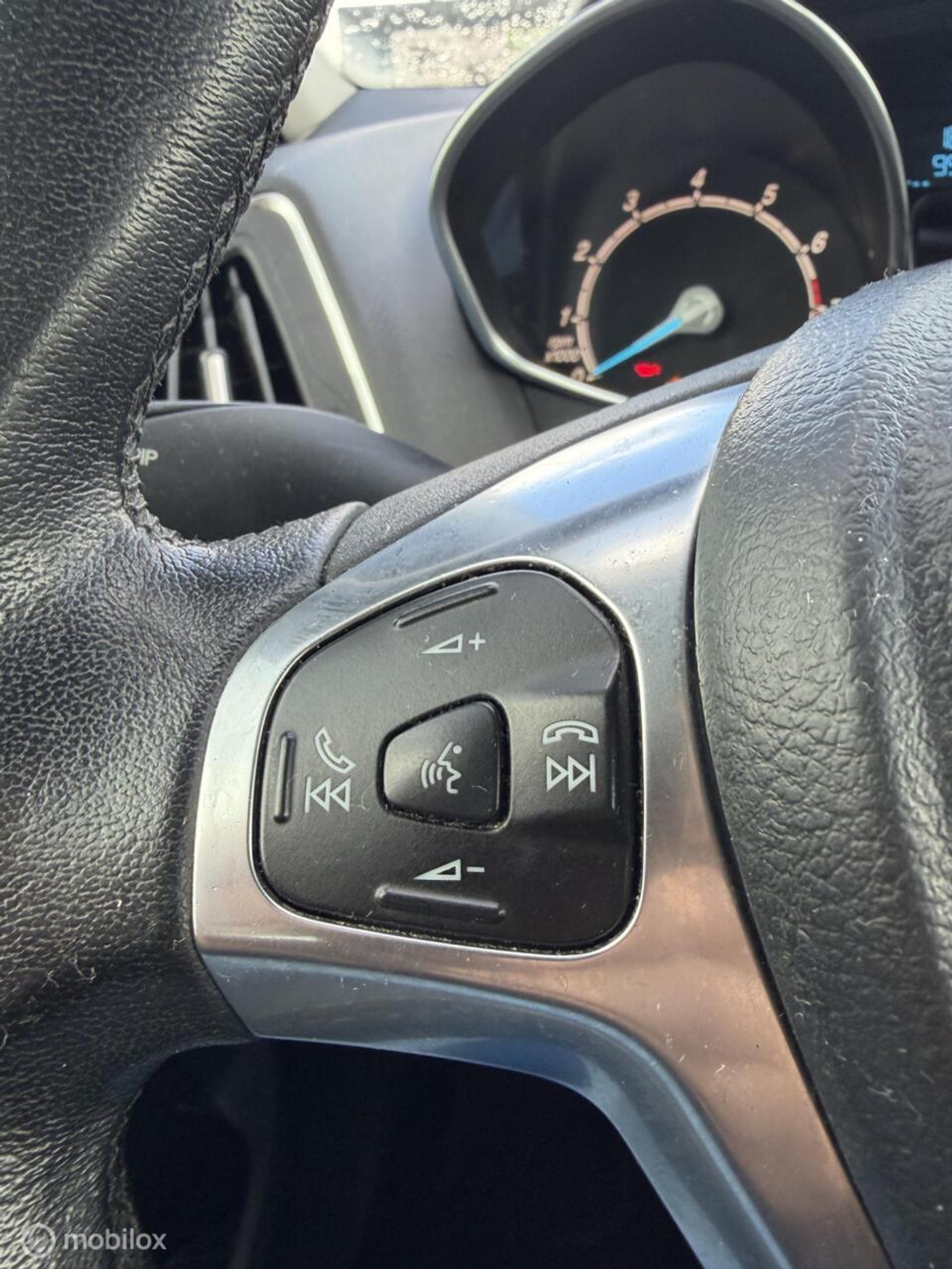 Foto van Ford B-max
