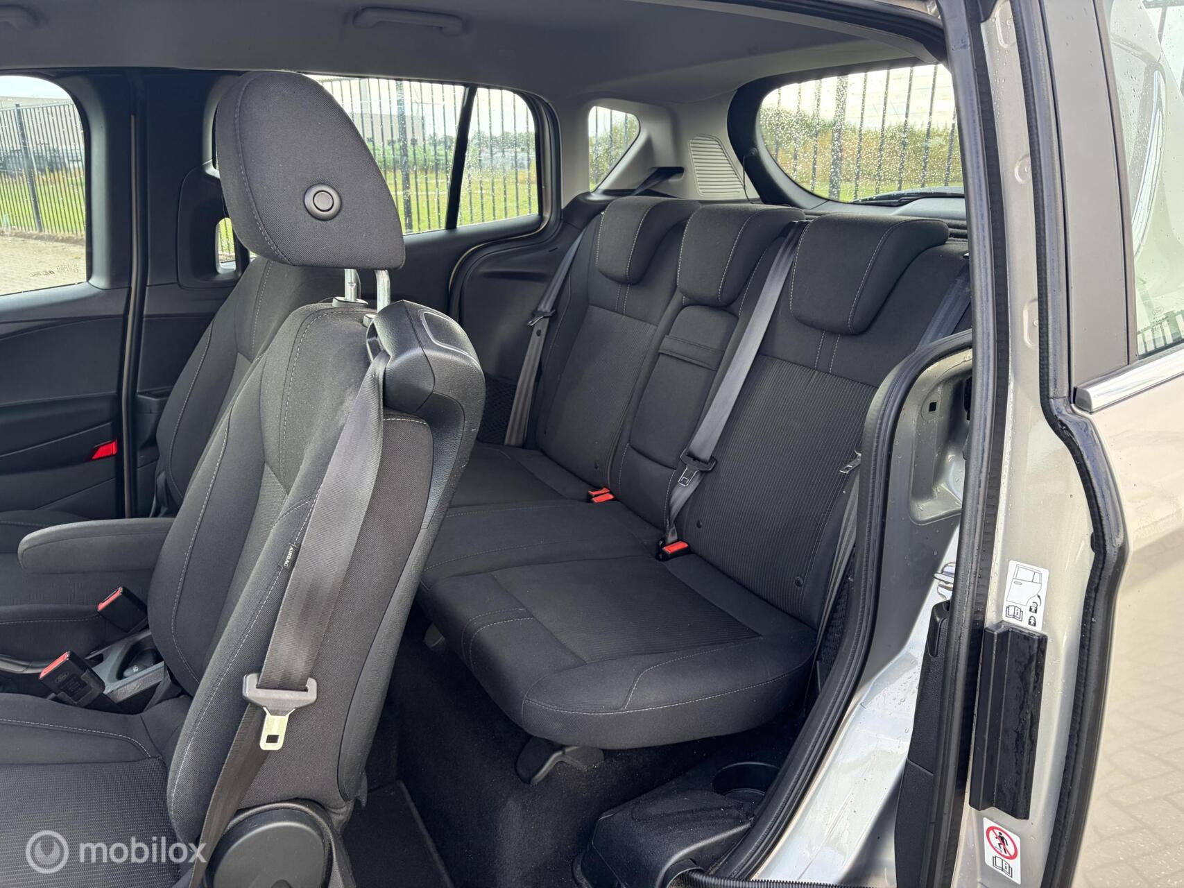Foto van Ford B-max