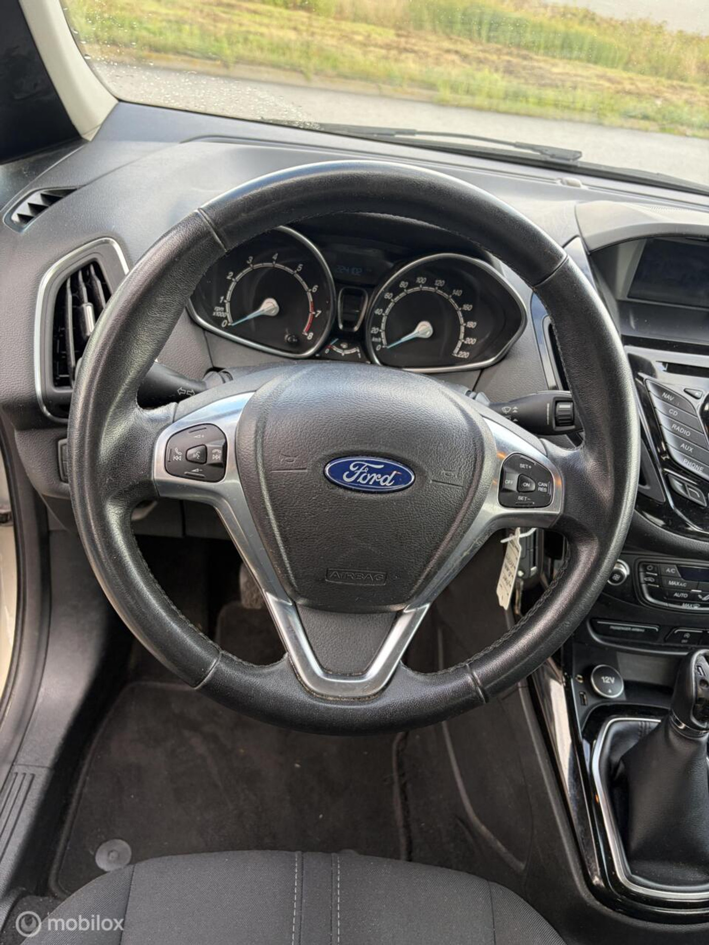 Foto van Ford B-max