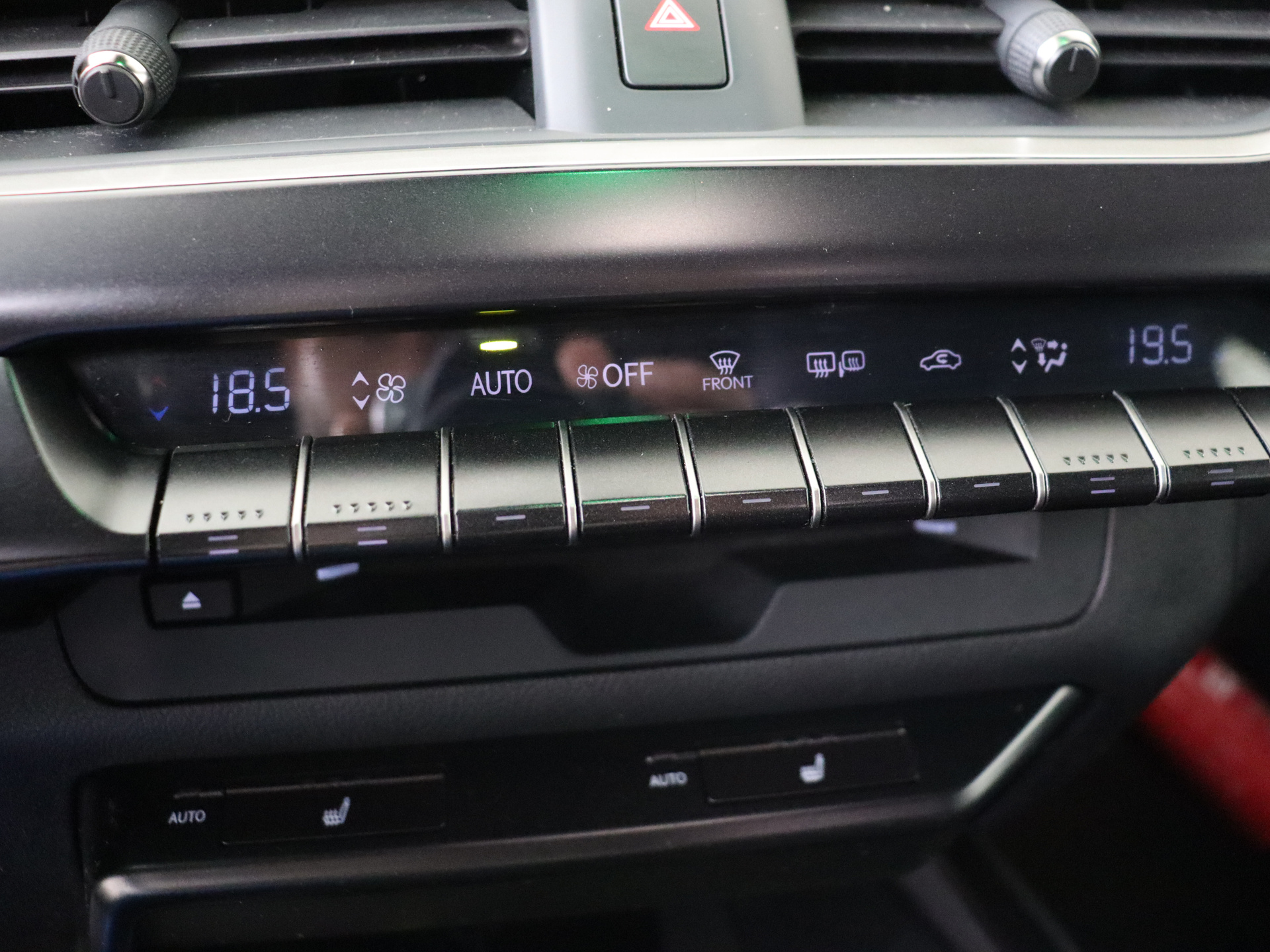 Foto van Lexus Lexus Ux250h