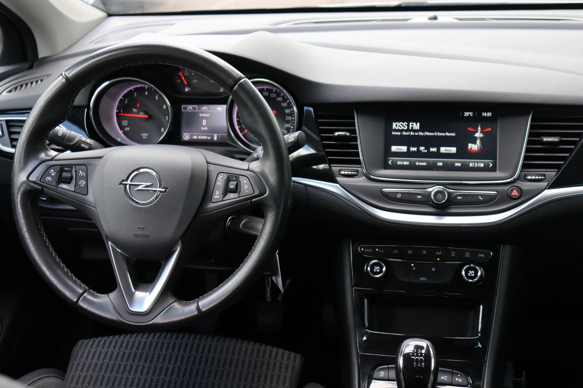 Foto van Opel Astra Sports Tourer+