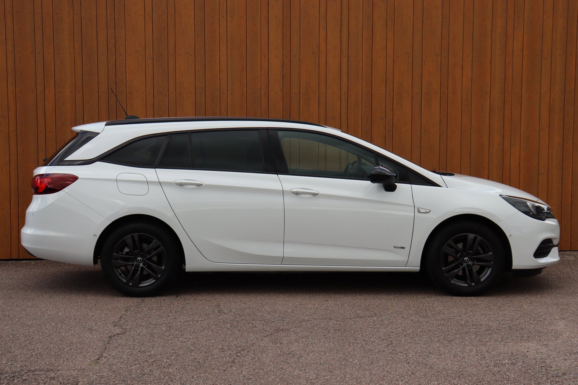 Foto van Opel Astra Sports Tourer+