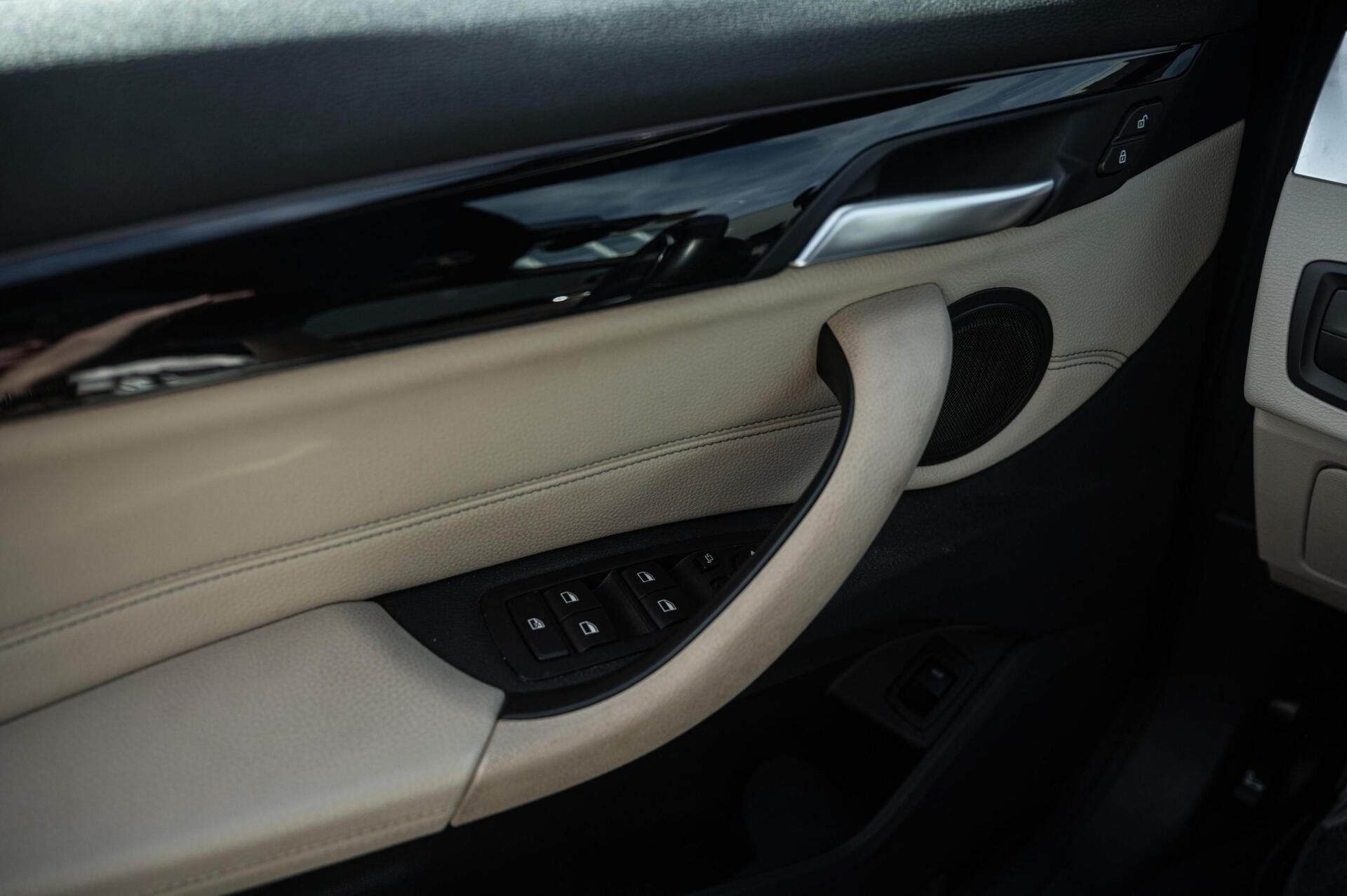 Foto van BMW X1 Sdrive20i