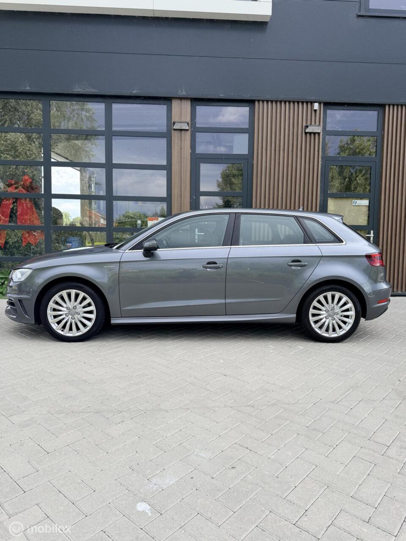 Foto van Audi A3 Sportback E-tron