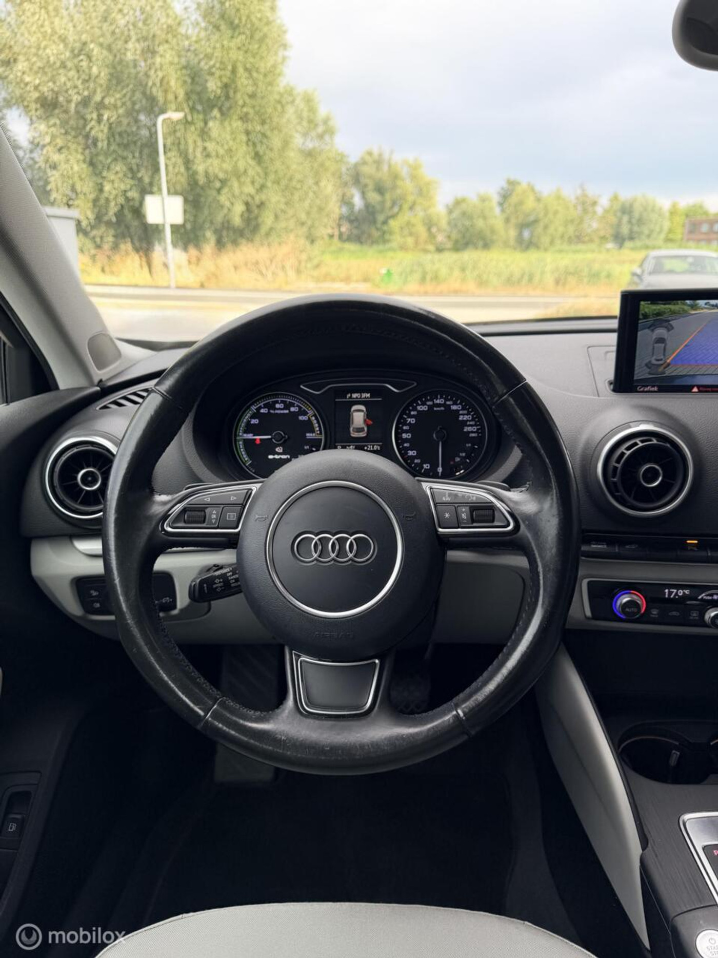 Foto van Audi A3 Sportback E-tron