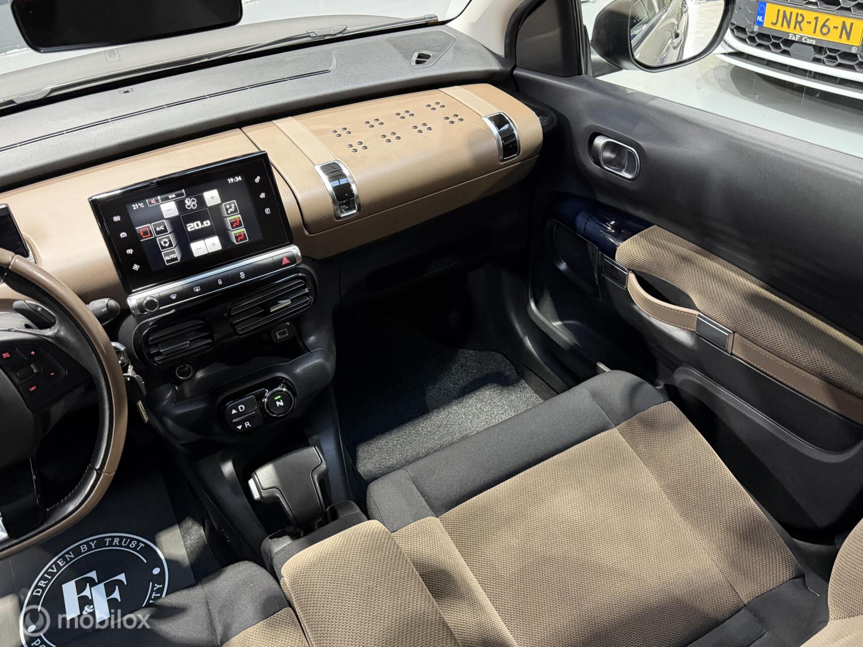 Foto van Citroen C4 Cactus