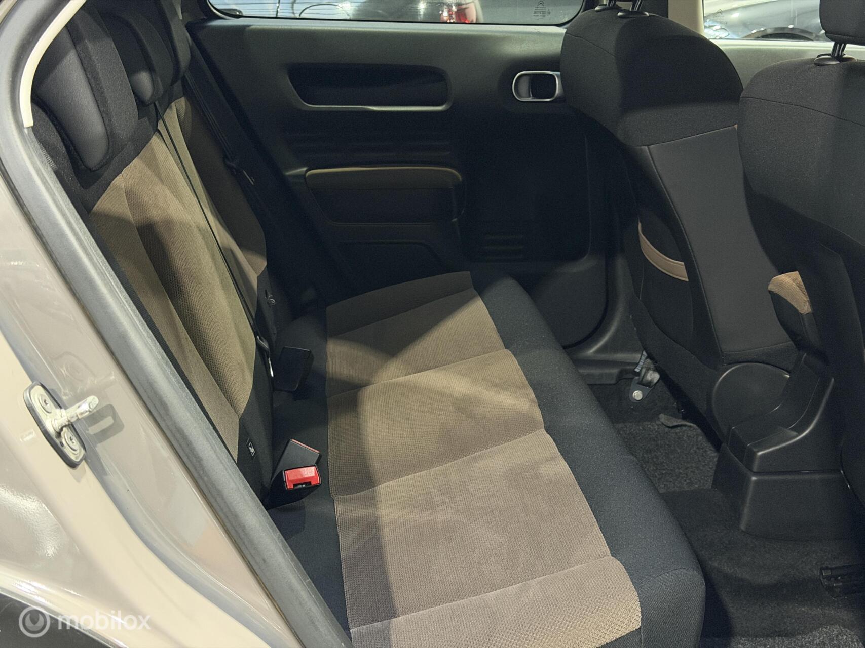 Foto van Citroen C4 Cactus
