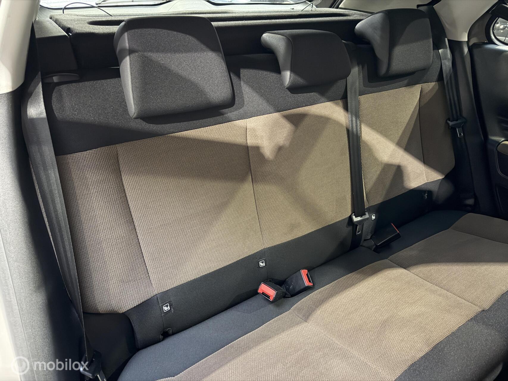 Foto van Citroen C4 Cactus