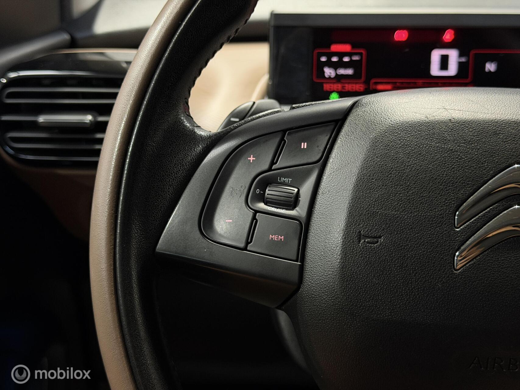 Foto van Citroen C4 Cactus
