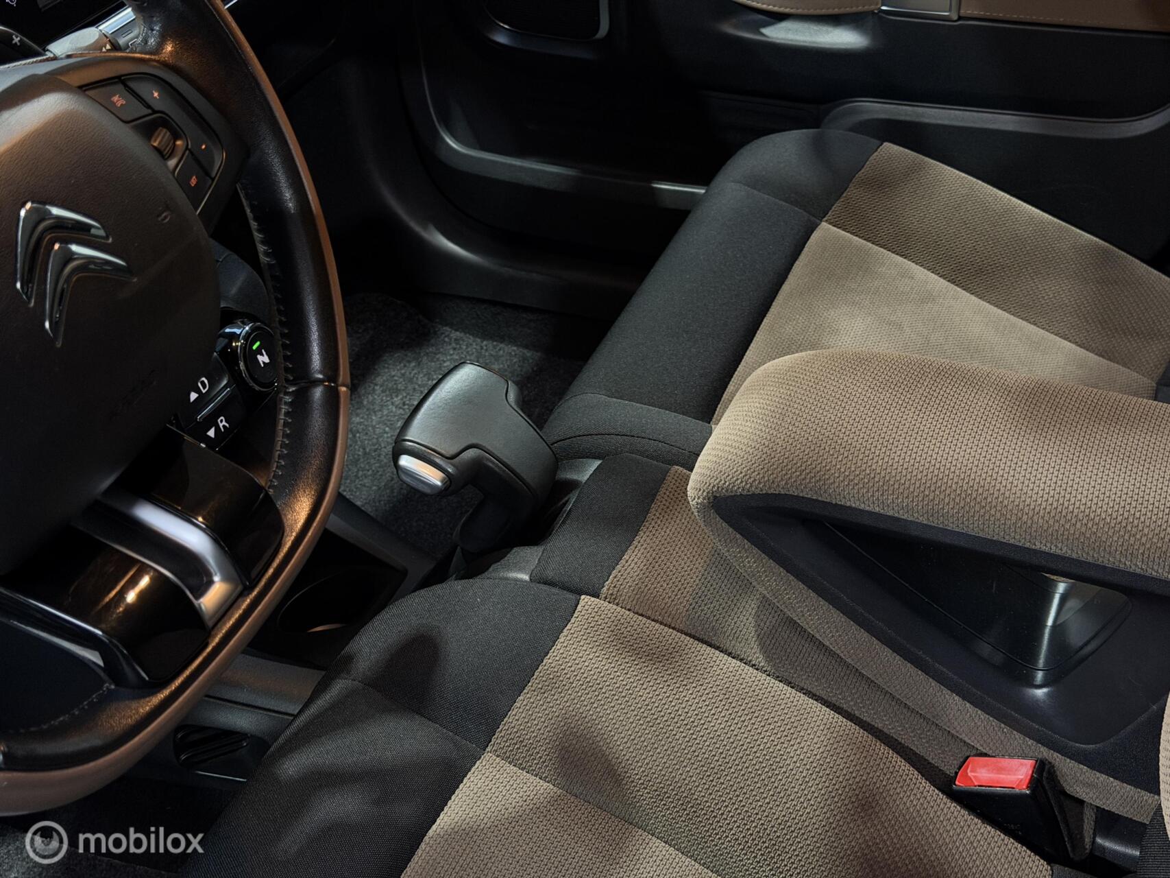 Foto van Citroen C4 Cactus