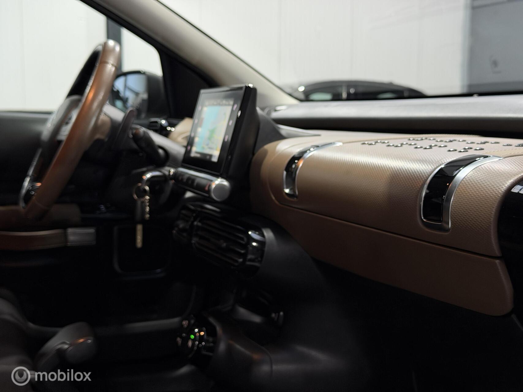 Foto van Citroen C4 Cactus
