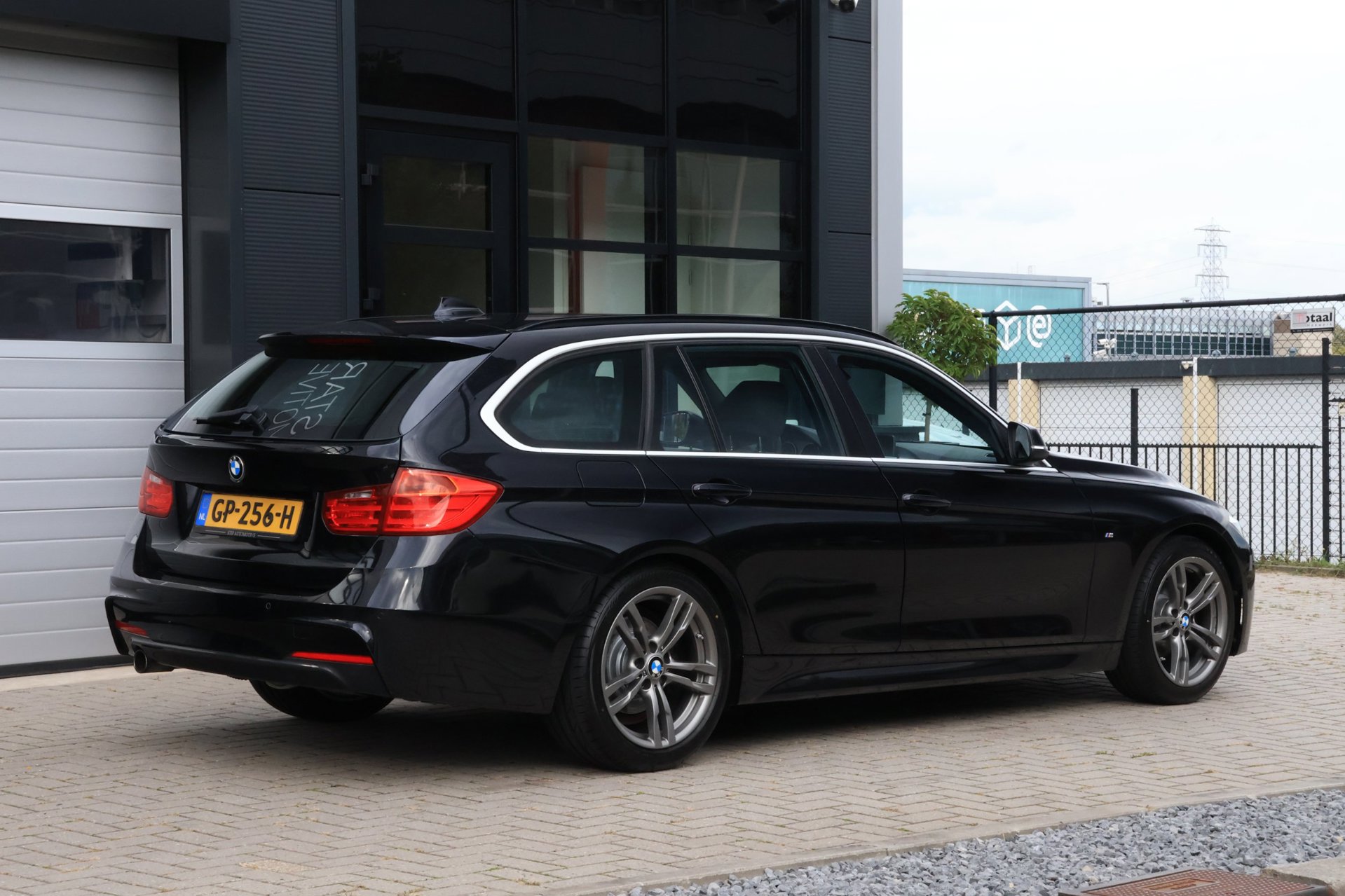 Foto van BMW 320i