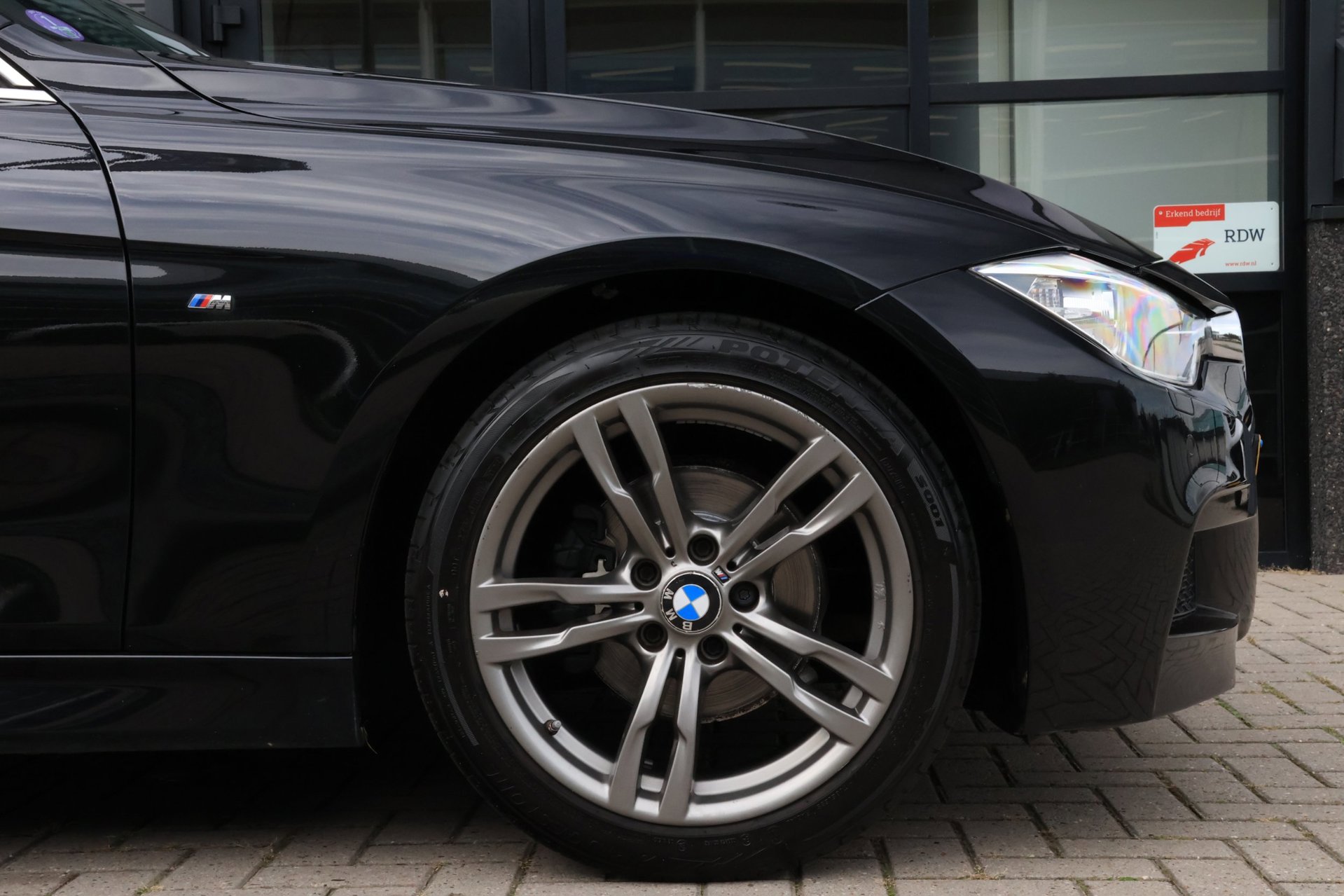 Foto van BMW 320i
