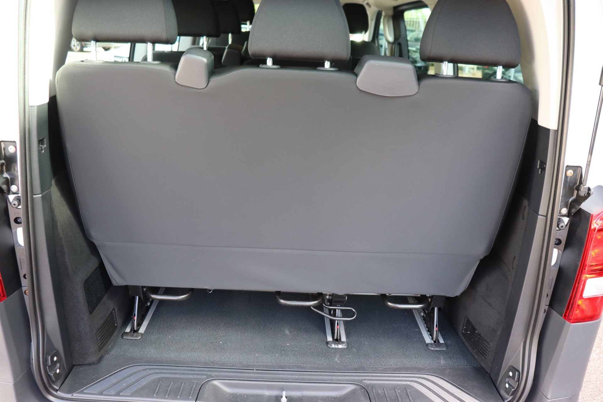 Foto van Mercedes-Benz Evito Tourer