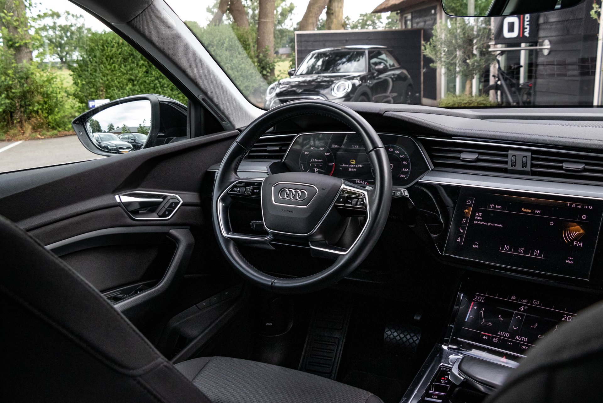 Foto van Audi E-tron