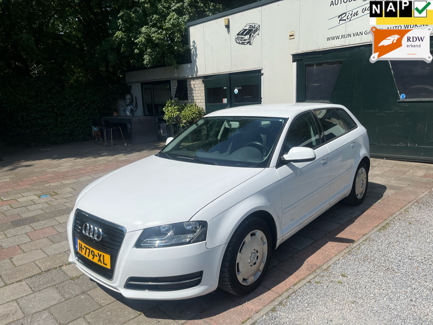 Audi A3 Sportback 1.2 TFSI Attraction 2012 - voorkant