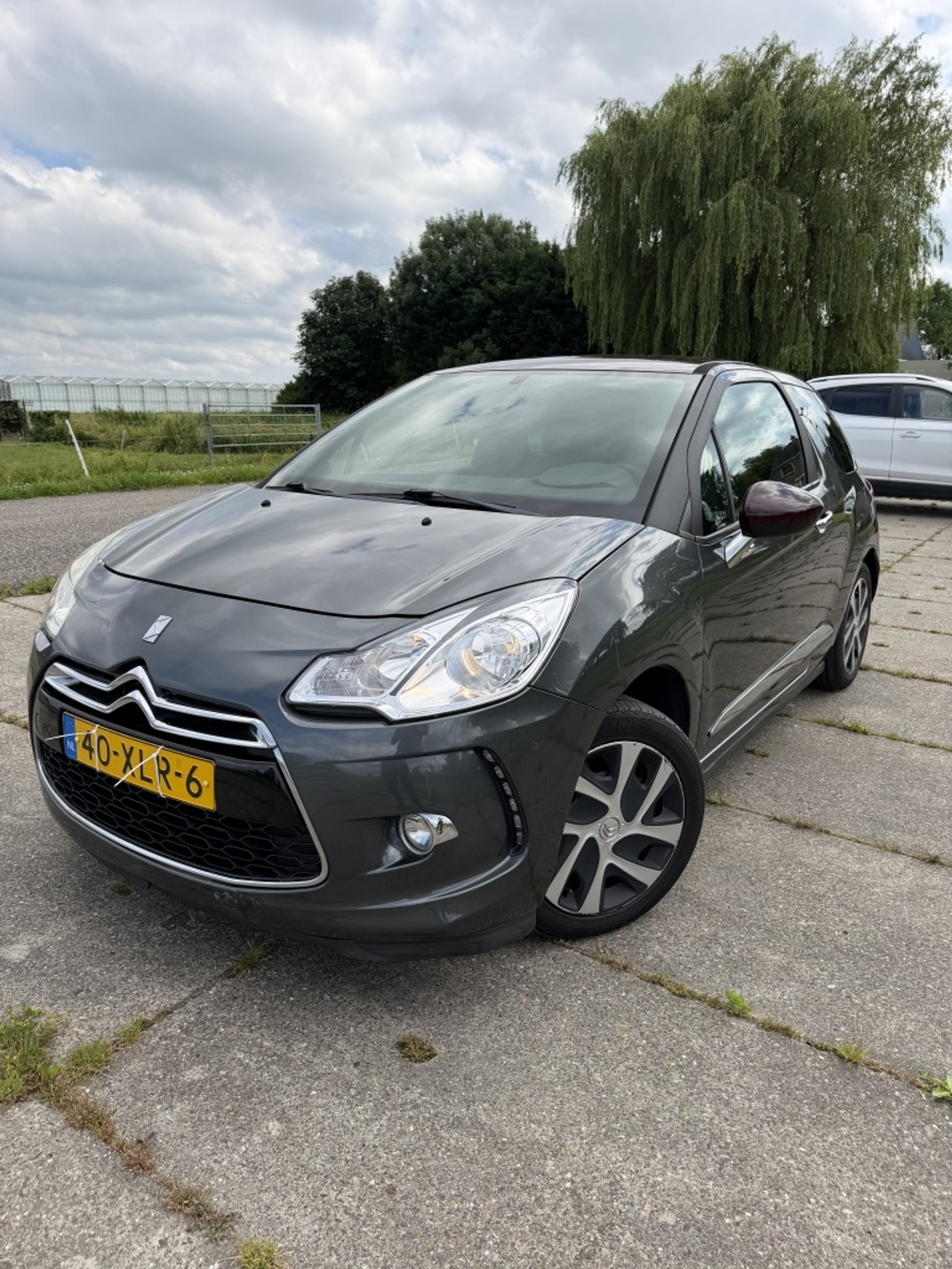 Citroen Ds3 1.6 e-HDi So Chic 2012 - voorkant