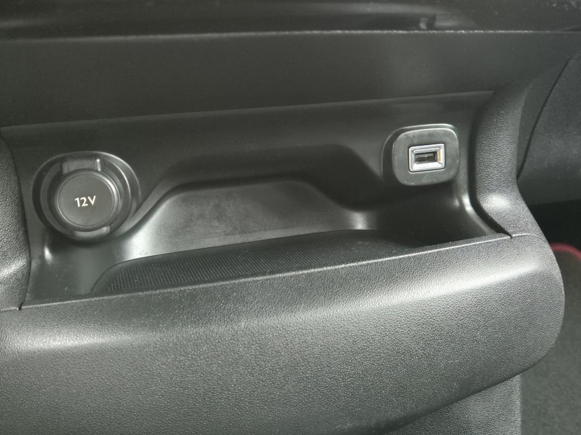Foto van Citroen C4 Cactus