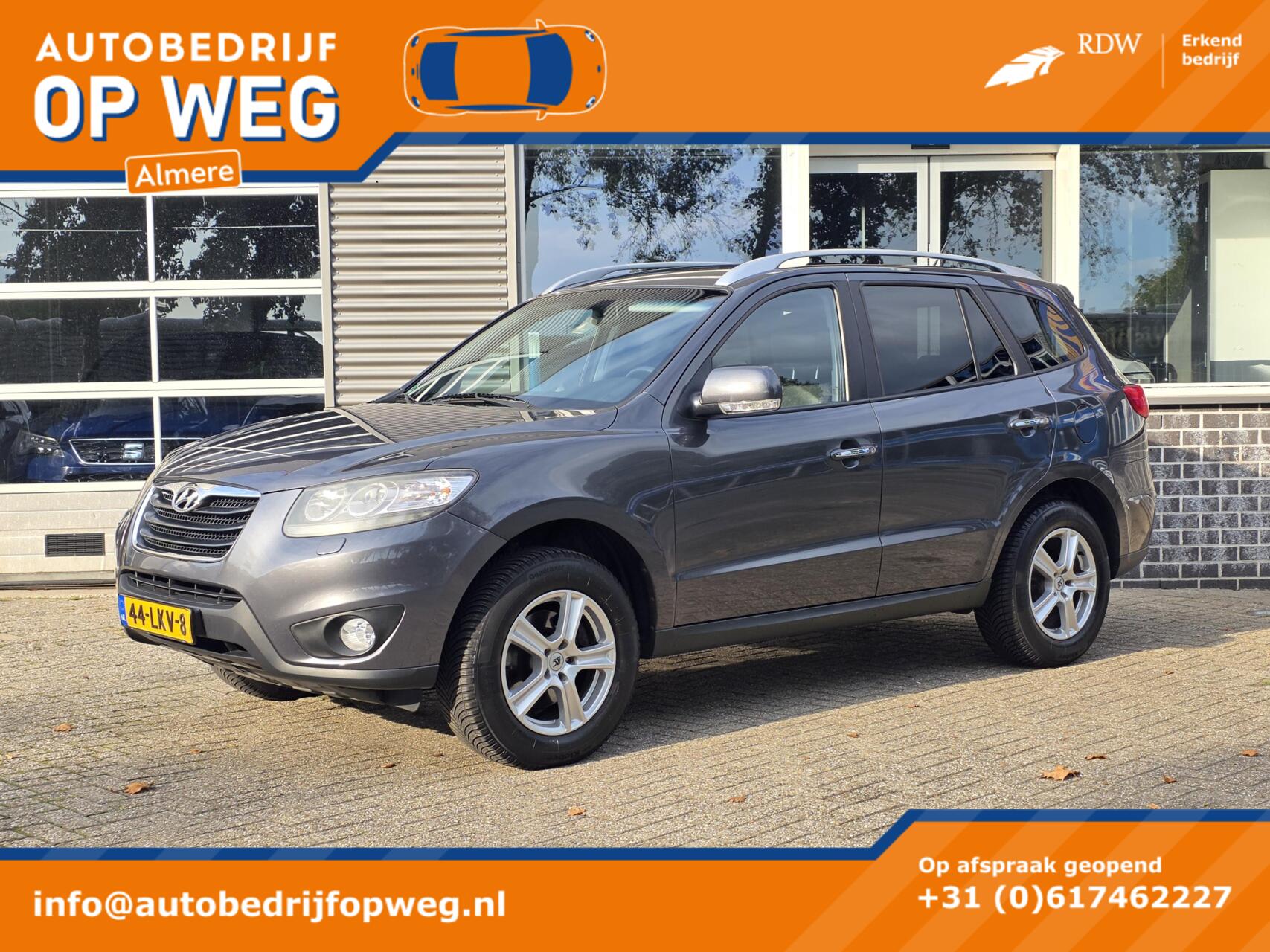 Hyundai Santa Fe 2.4i CVVT Style | Trekhaak | Camera | Cruise Control | Stoelverwarming 2010 - voorkant