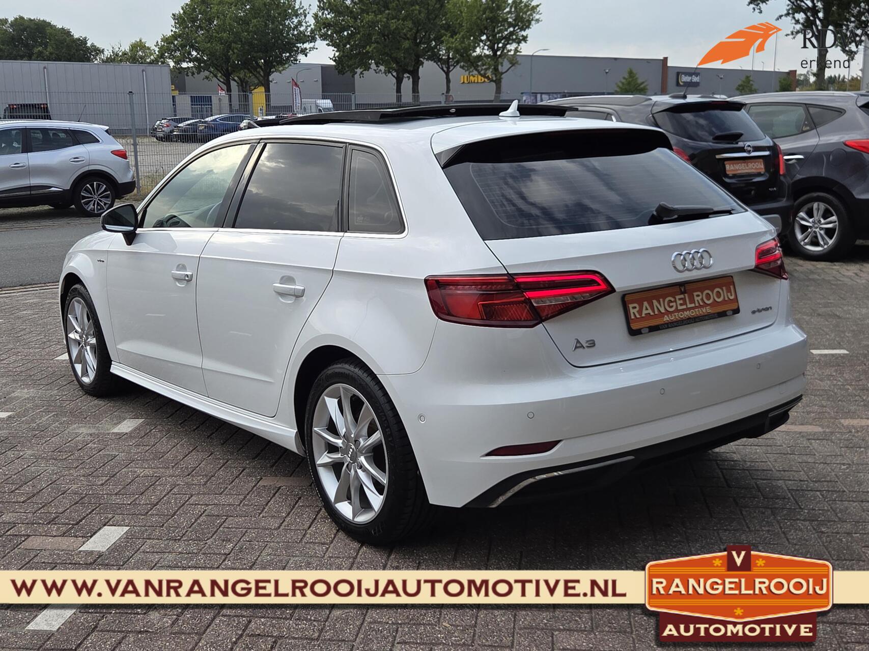 Foto van Audi A3 Sportback E-tron