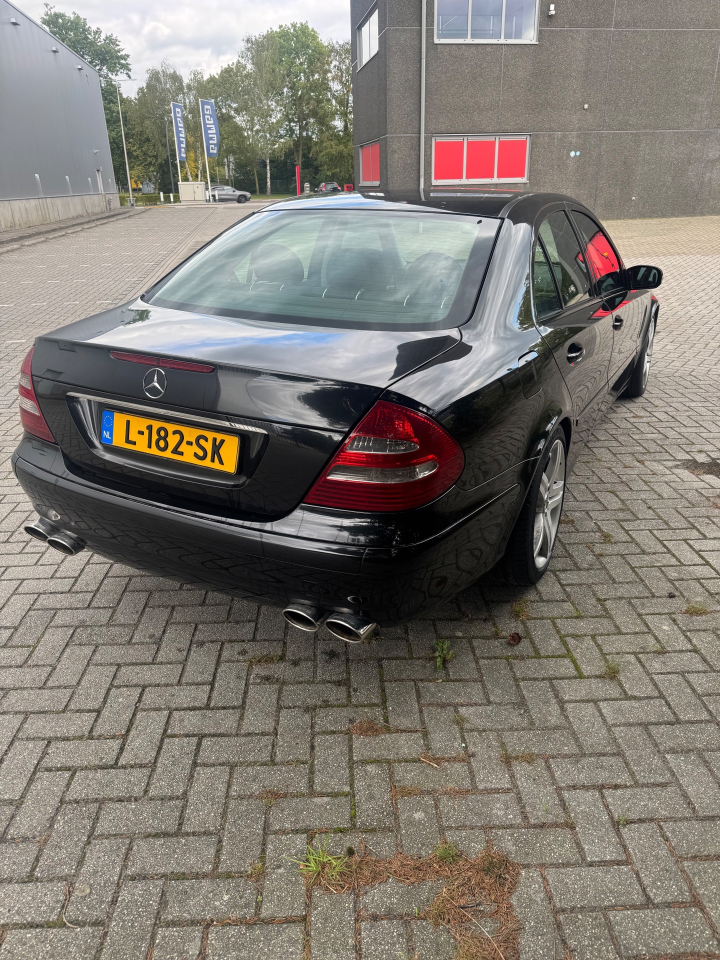 Foto van Mercedes-Benz E 280