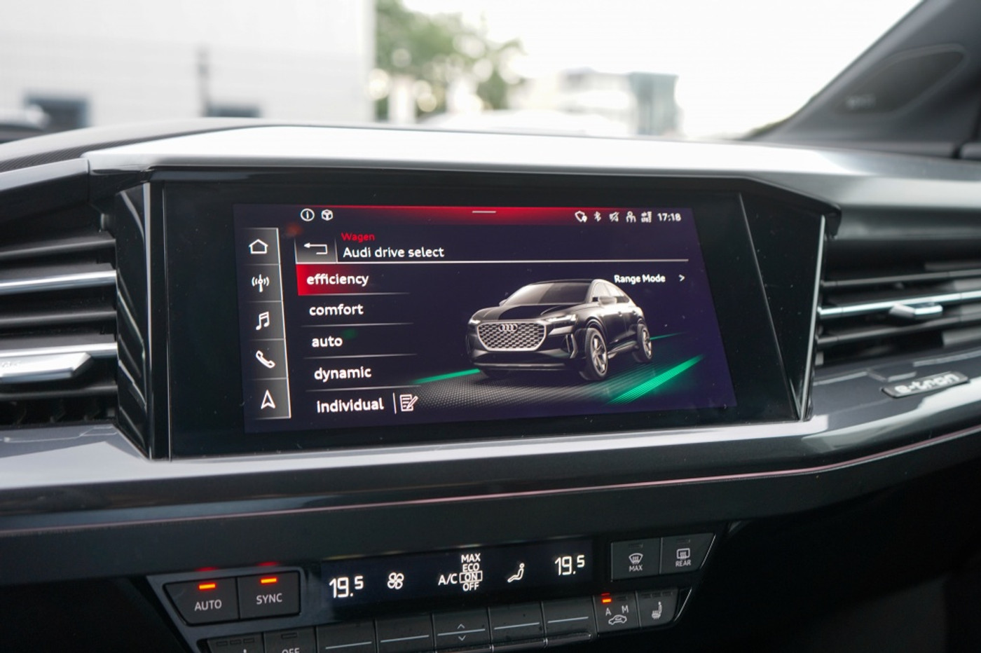 Foto van Audi Q4 Sportback 35 E-tron
