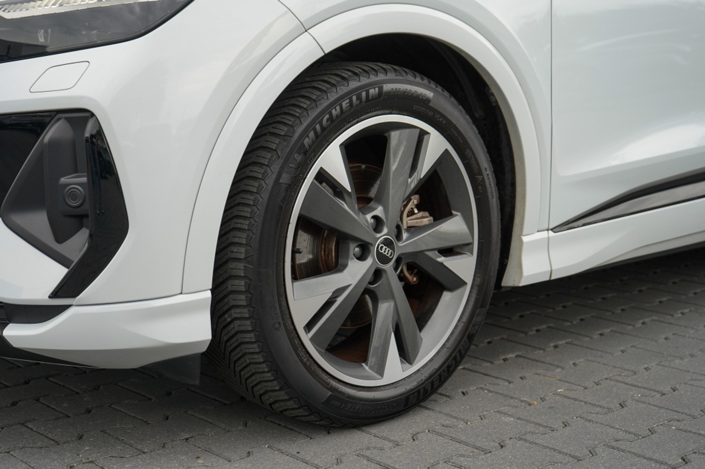 Foto van Audi Q4 Sportback 35 E-tron
