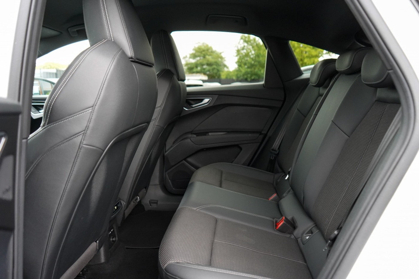 Foto van Audi Q4 Sportback 35 E-tron