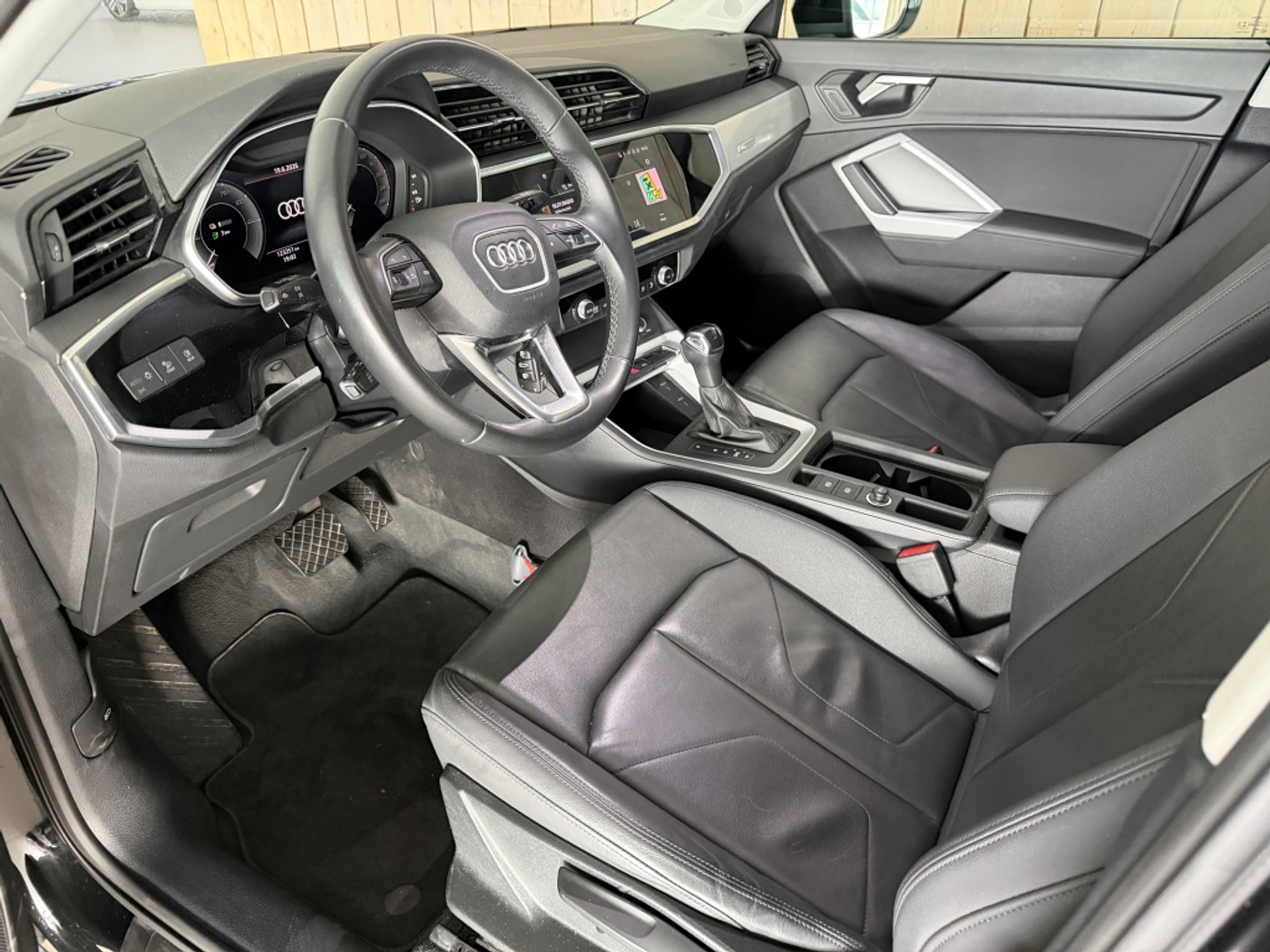 Foto van Audi Q3 E-tron