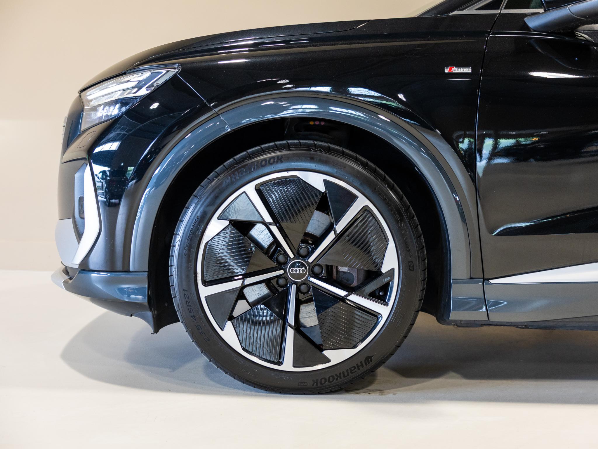 Foto van Audi Q4 40 E-tron
