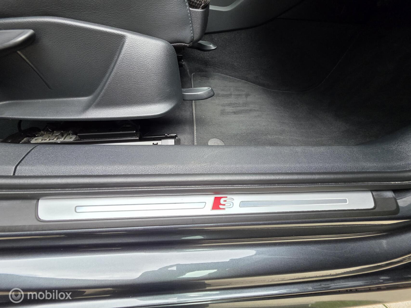 Foto van Audi A4 Limousine