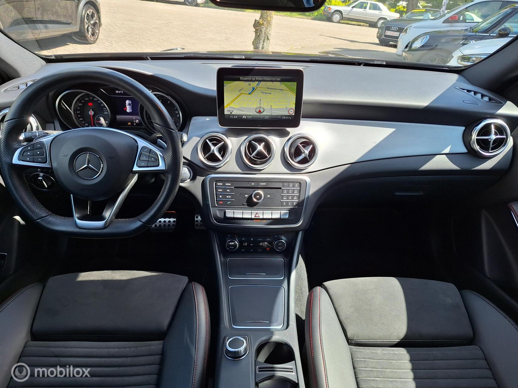 Foto van Mercedes-Benz Gla 180