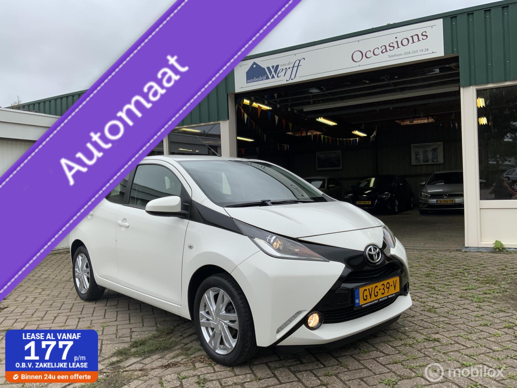 Toyota Toyota Aygo 1.0 VVT-i x-play,CarPlay,Airco,Camera,Lmvelgen,Led,Automaat 2017 - voorkant