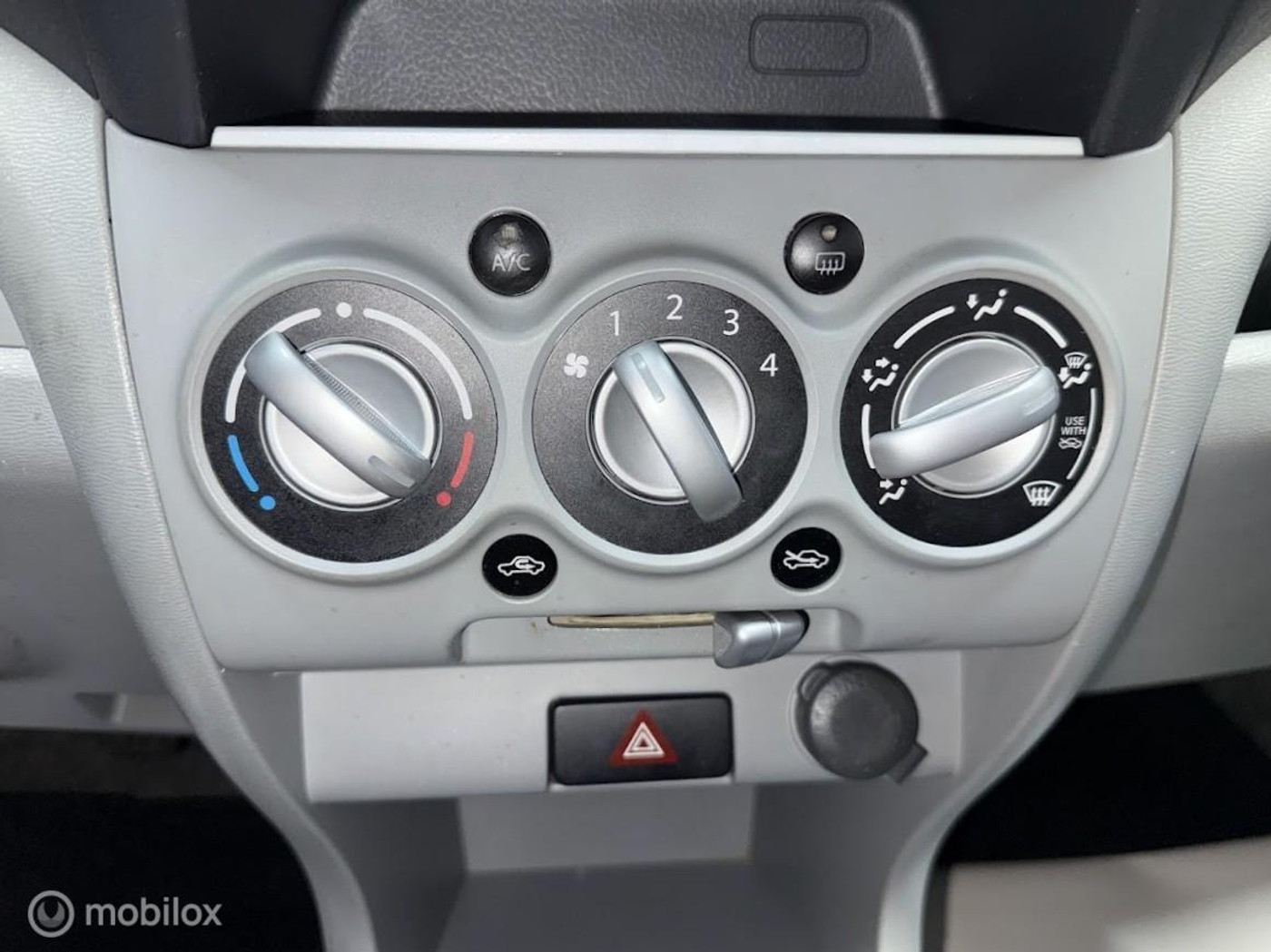 Foto van Nissan Nissan Pixo