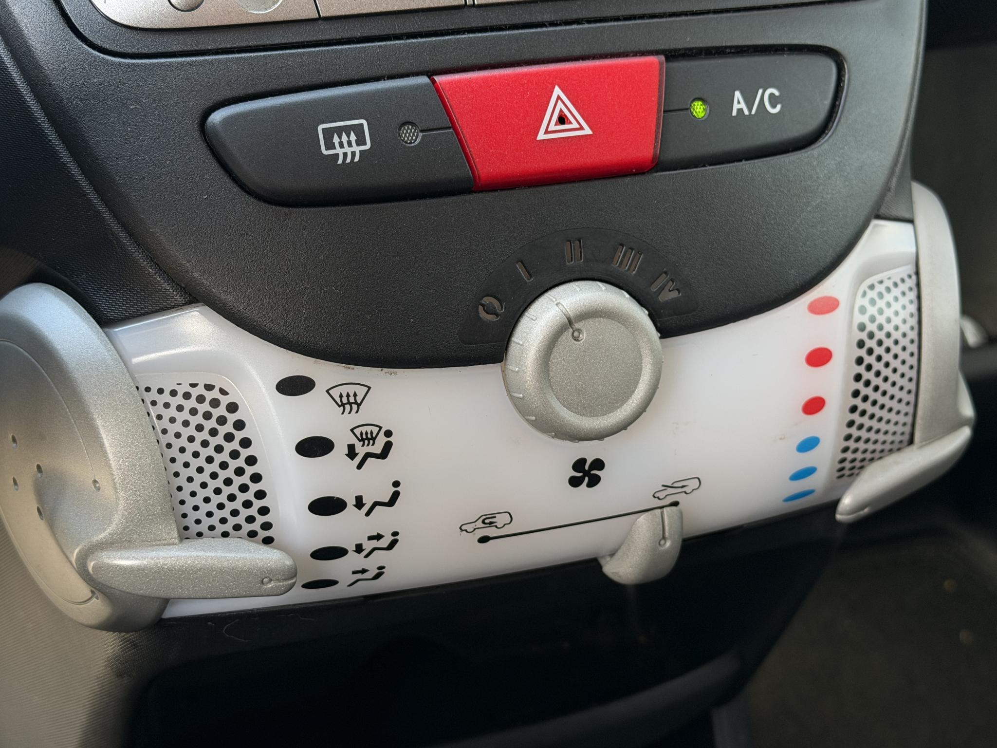Foto van Peugeot Peugeot 107